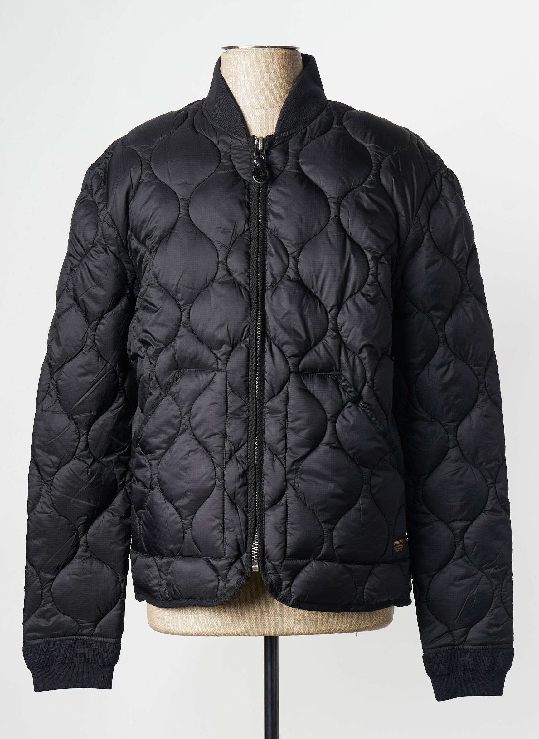 Pūkinė striukė juodas SUPERDRY vyras
