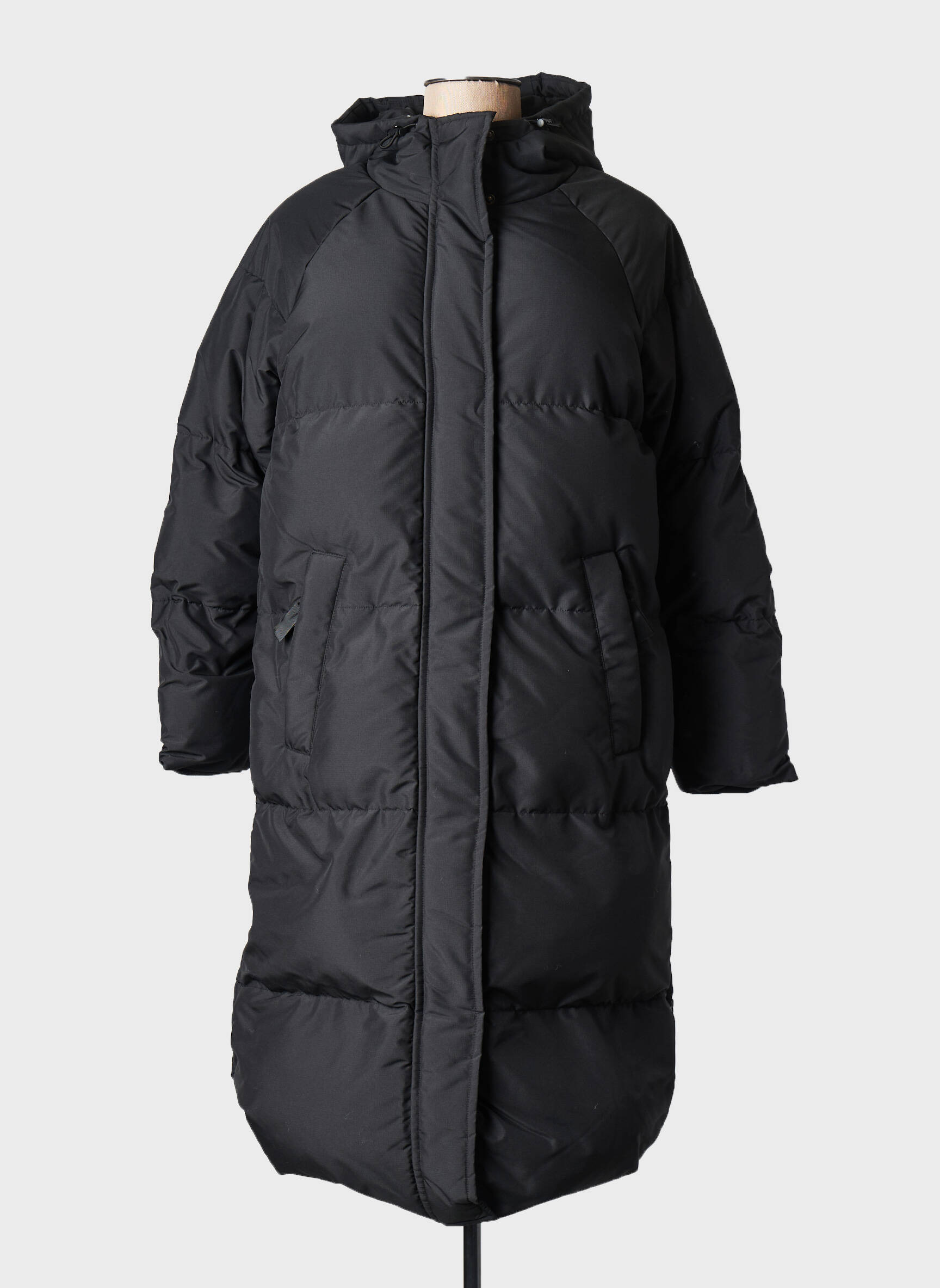 Parka juodas MINIMUM moteris