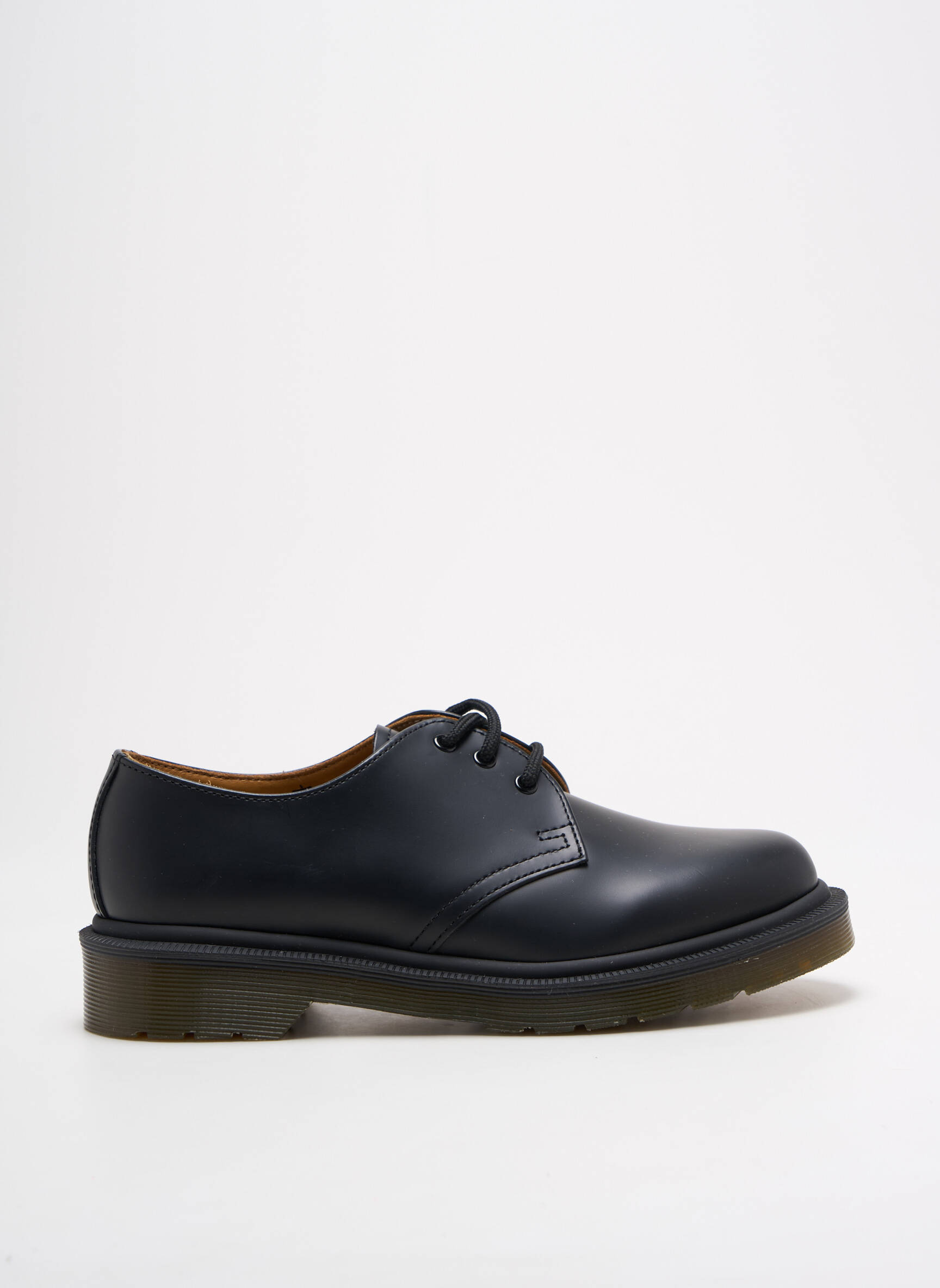 Derbiai juodas DR MARTENS moteris