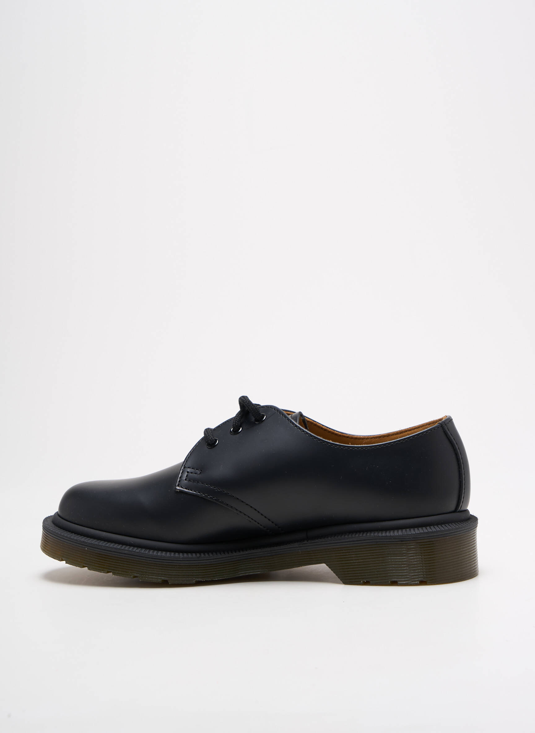 Derbiai juodas DR MARTENS moteris