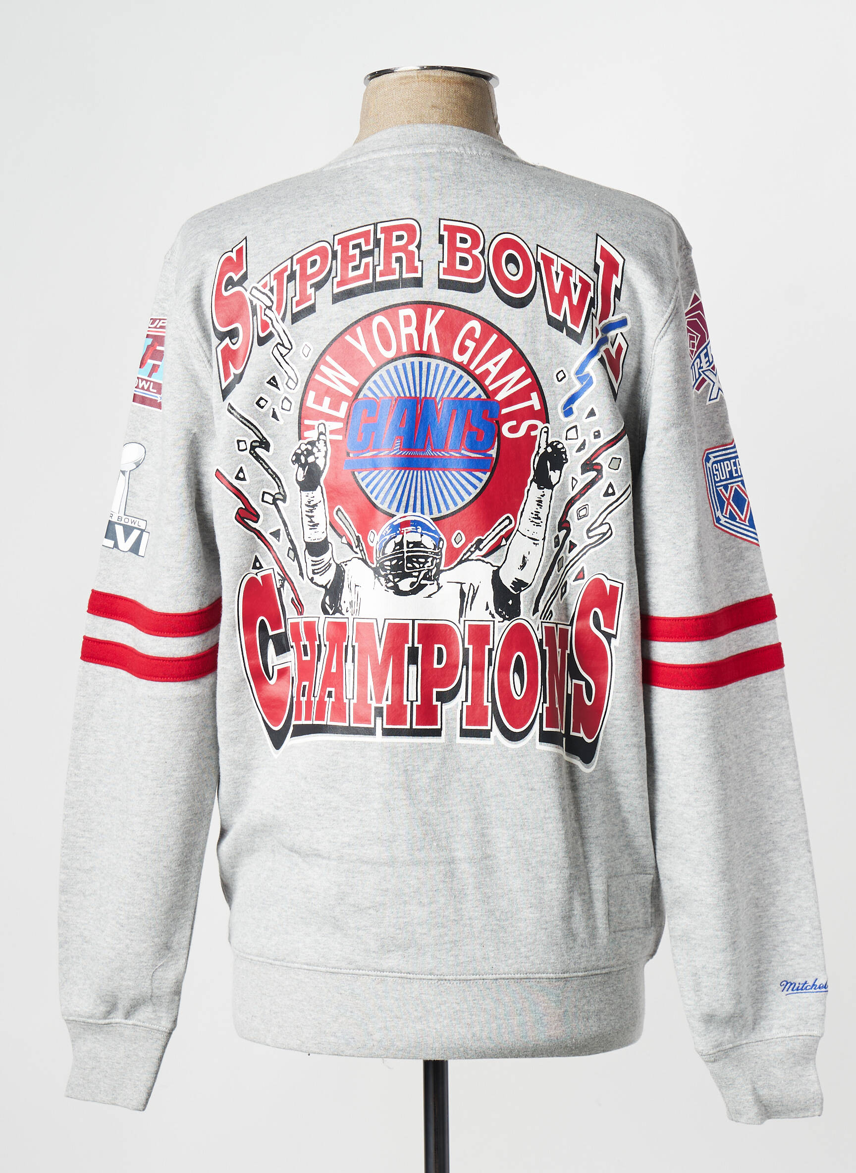 Mikroskopas pilka MITCHELL & NESS vyras