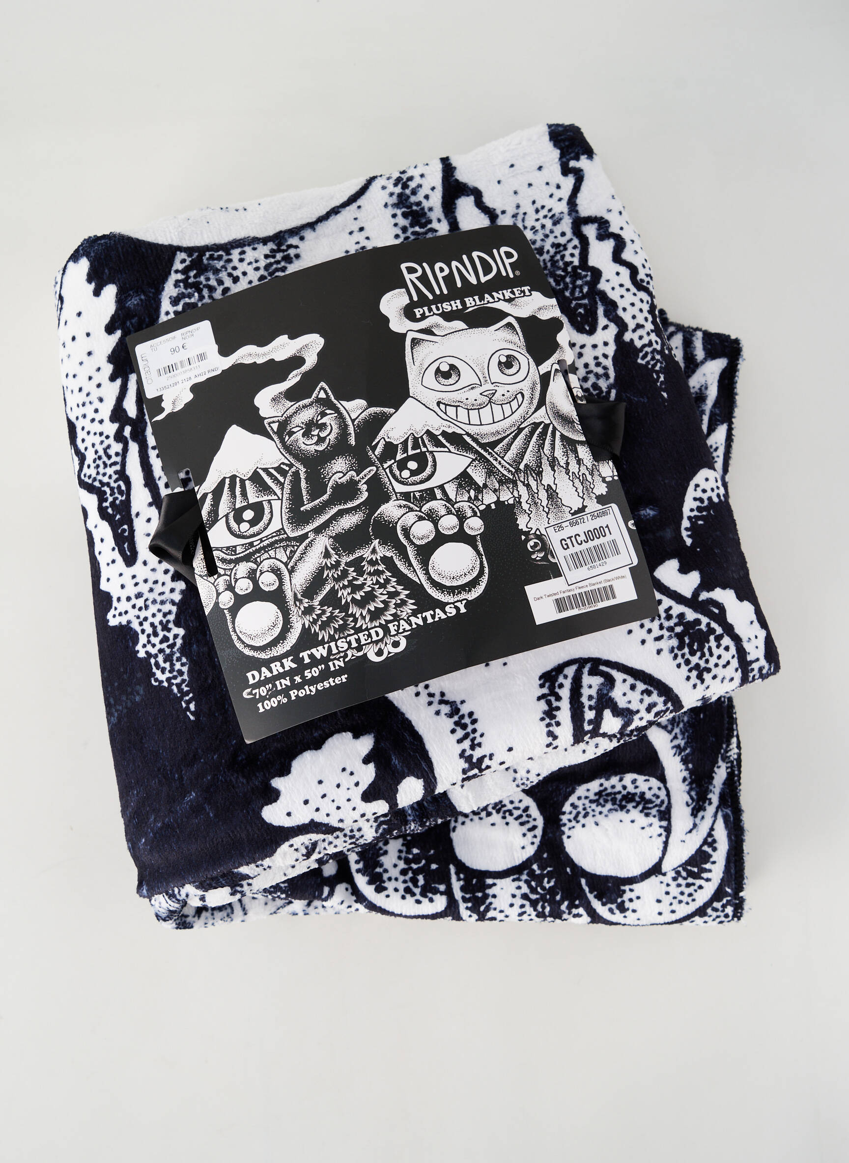 Pledas juodas RIPNDIP vyras