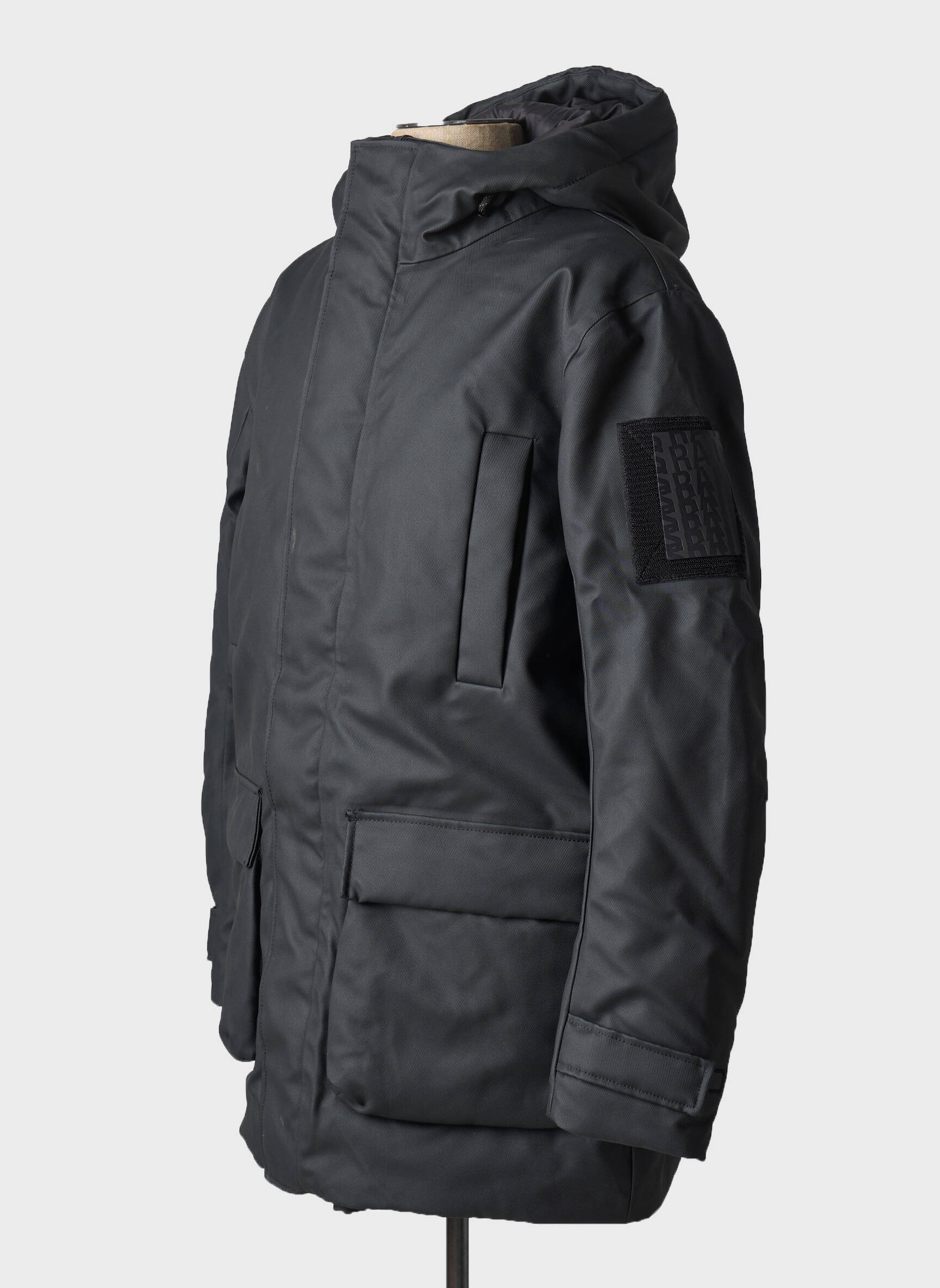 Parka juodas RAINS vyras