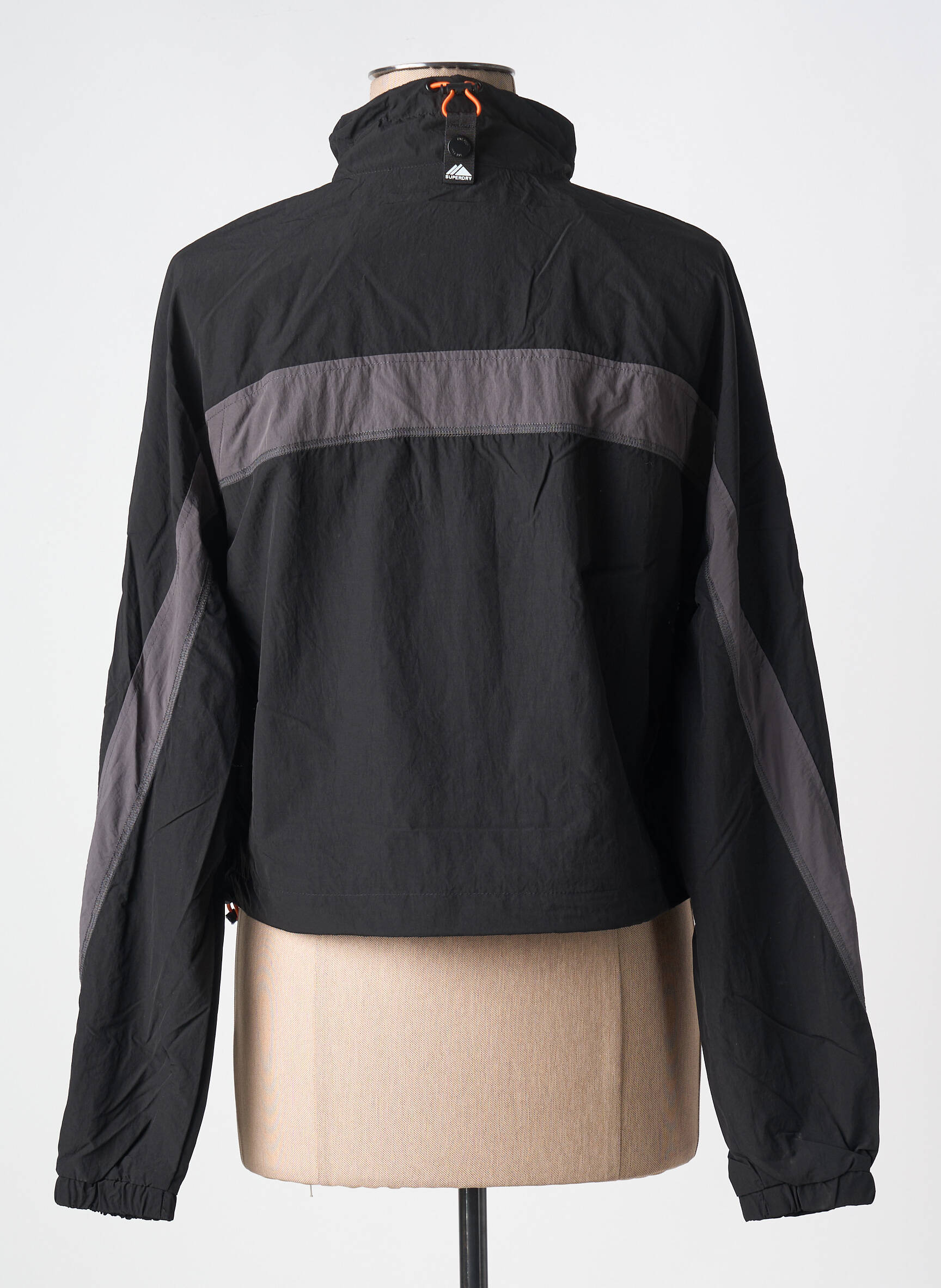 Vėjo nepraleidėjas juodas SUPERDRY moteris