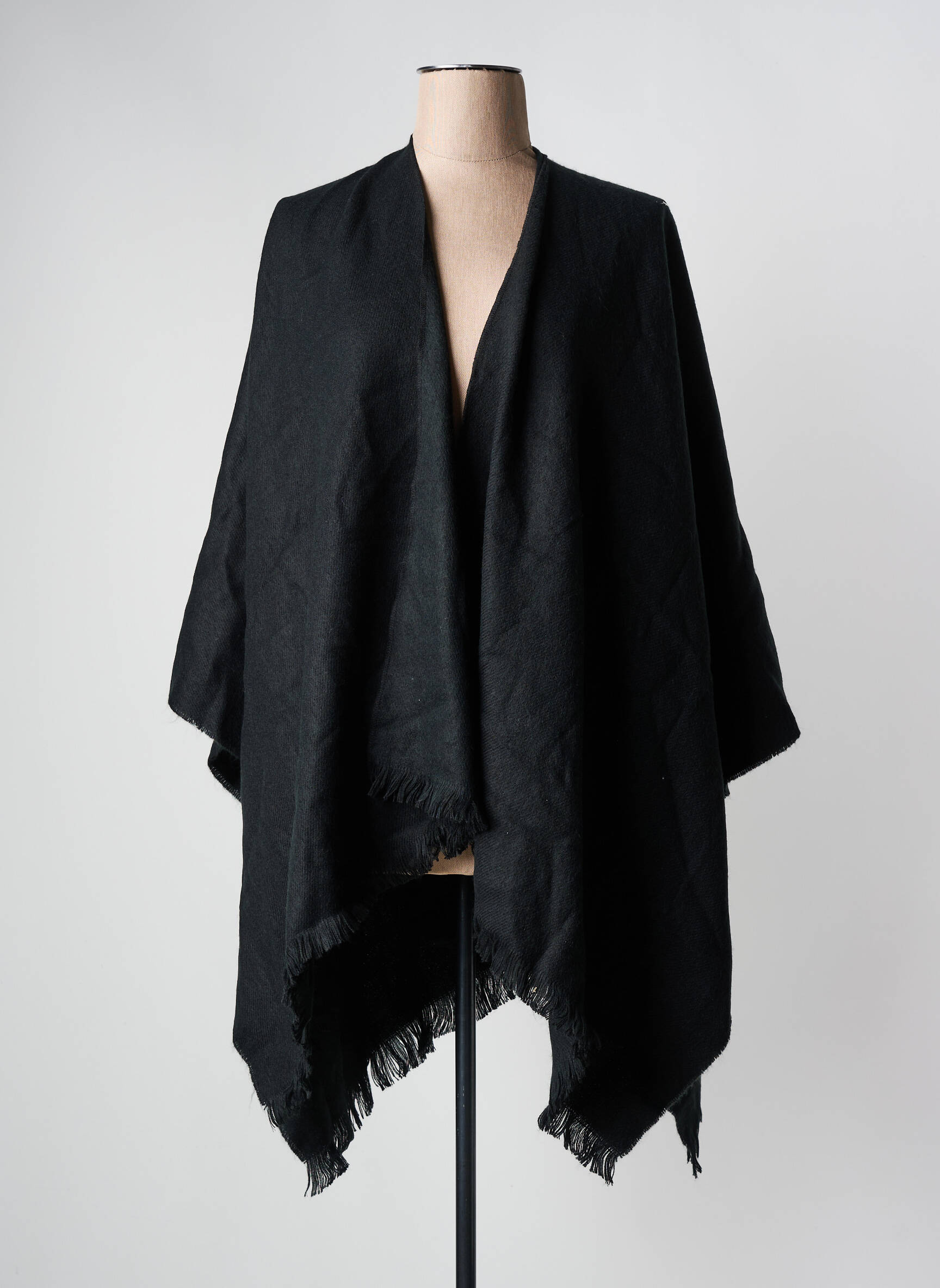 Pončas juodas VERO MODA moteris
