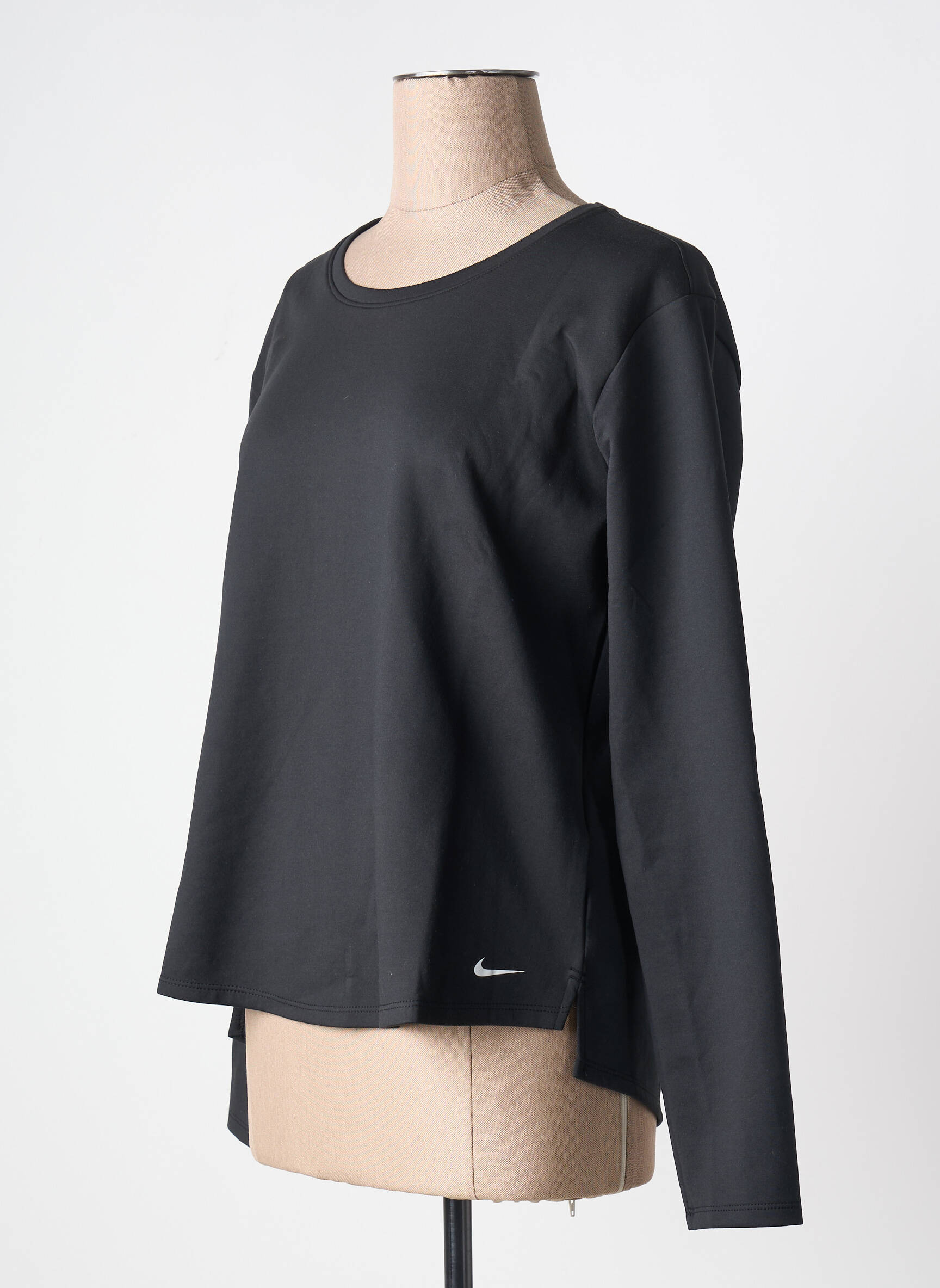 T-marškinys apvalus kaklas juodas NIKE moteris