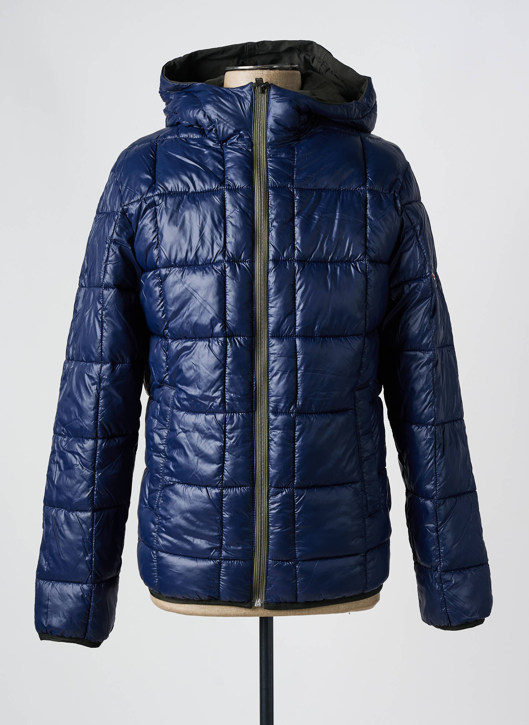 Pūkinė striukė žalias JACK & JONES vyras