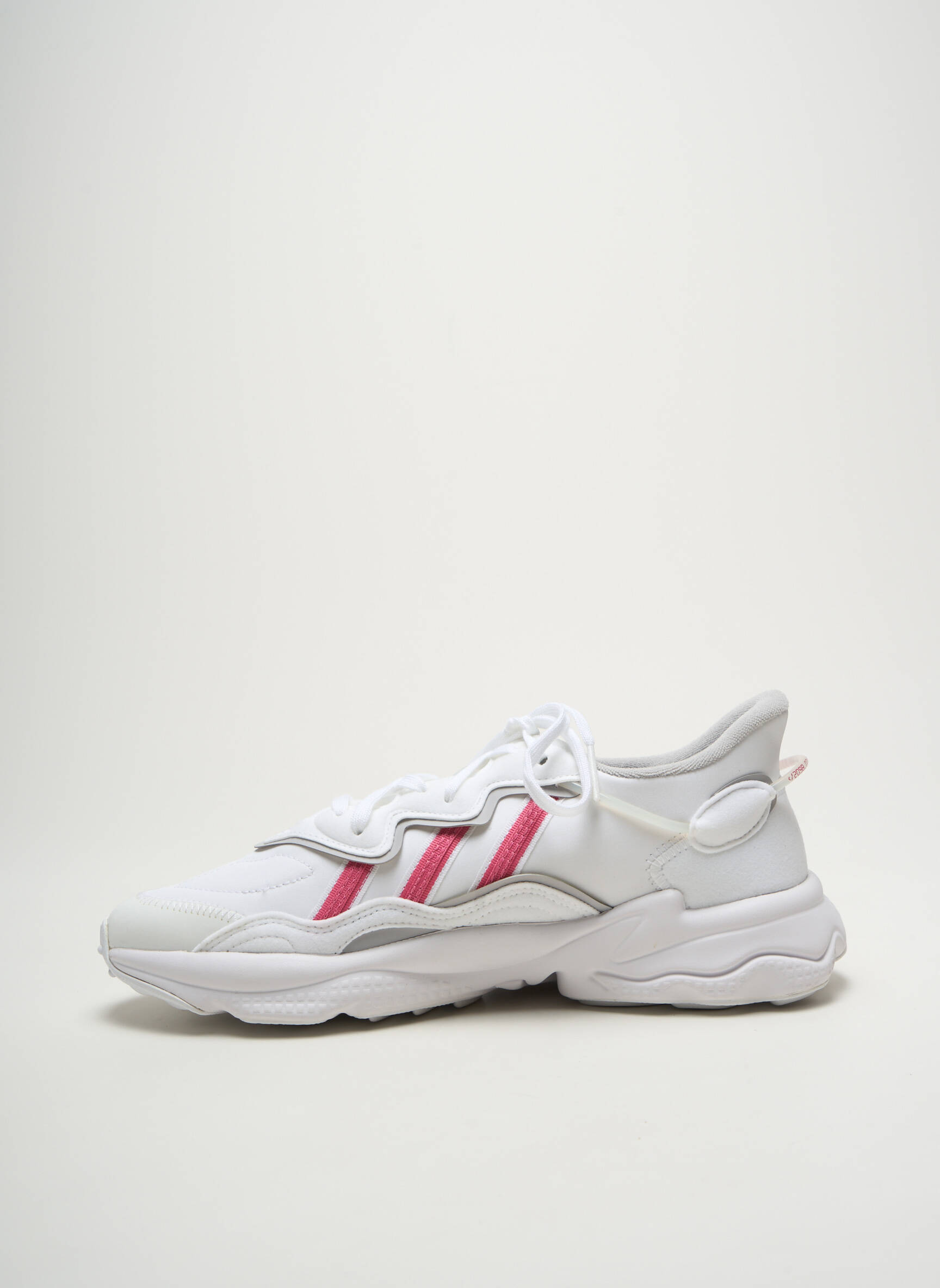 Bėgimo bateliai apvalus mygtukas plokščias kulnas iki 3 cm baltas ADIDAS moteris