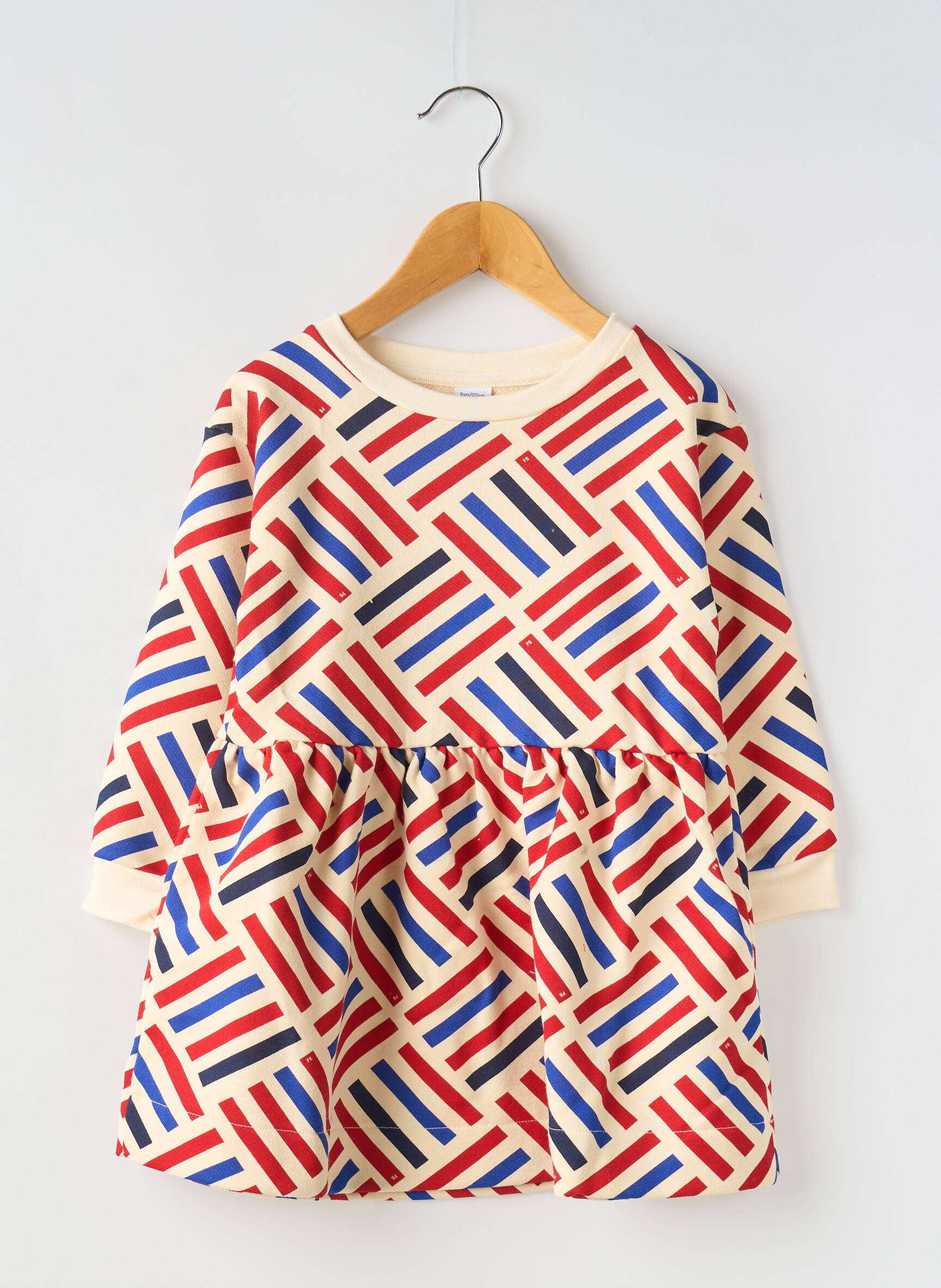 Pusilgių suknelė apvalus kaklas baltas PETIT BATEAU mergina