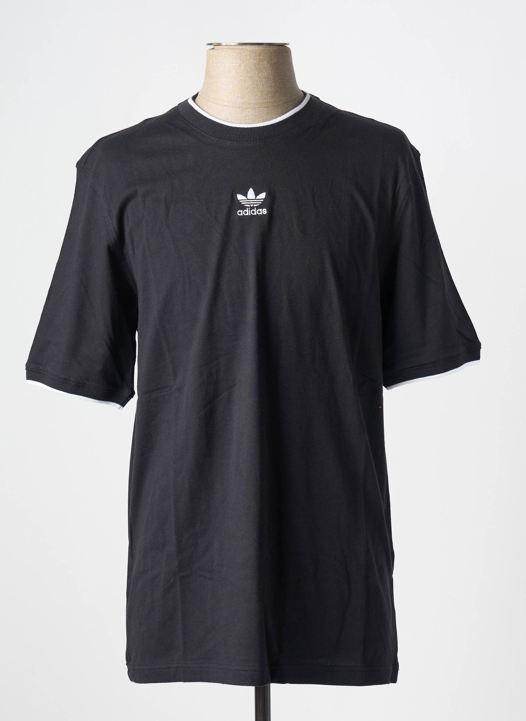 T-marškinys apvalus kaklas juodas ADIDAS vyras