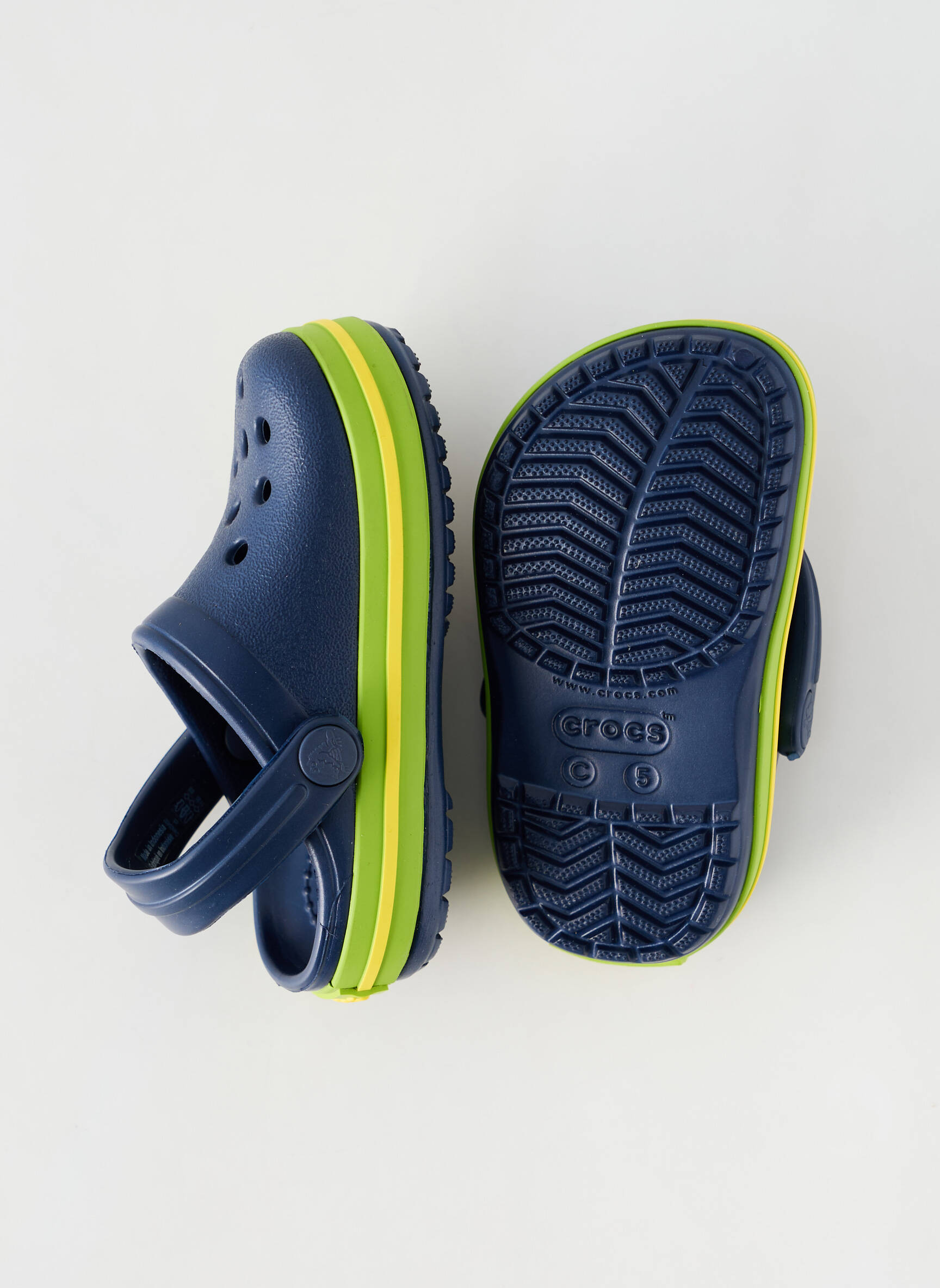 Mule/sabotai apvalus mygtukas apvalus mygtukas mėlyna CROCS berniukas