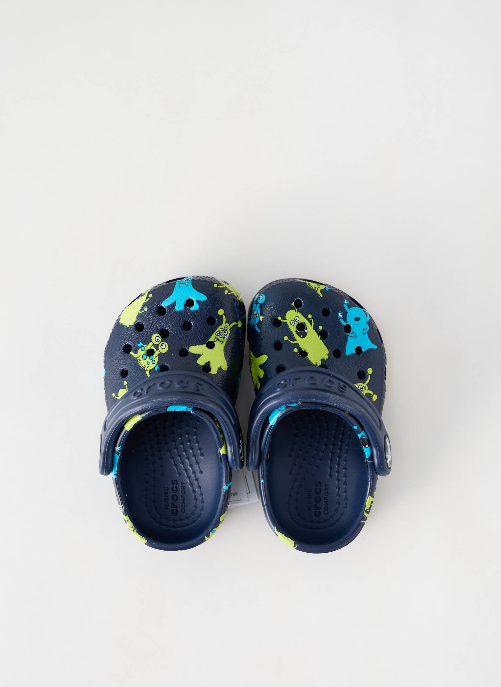 Mule/sabotai apvalus mygtukas apvalus mygtukas mėlyna CROCS berniukas