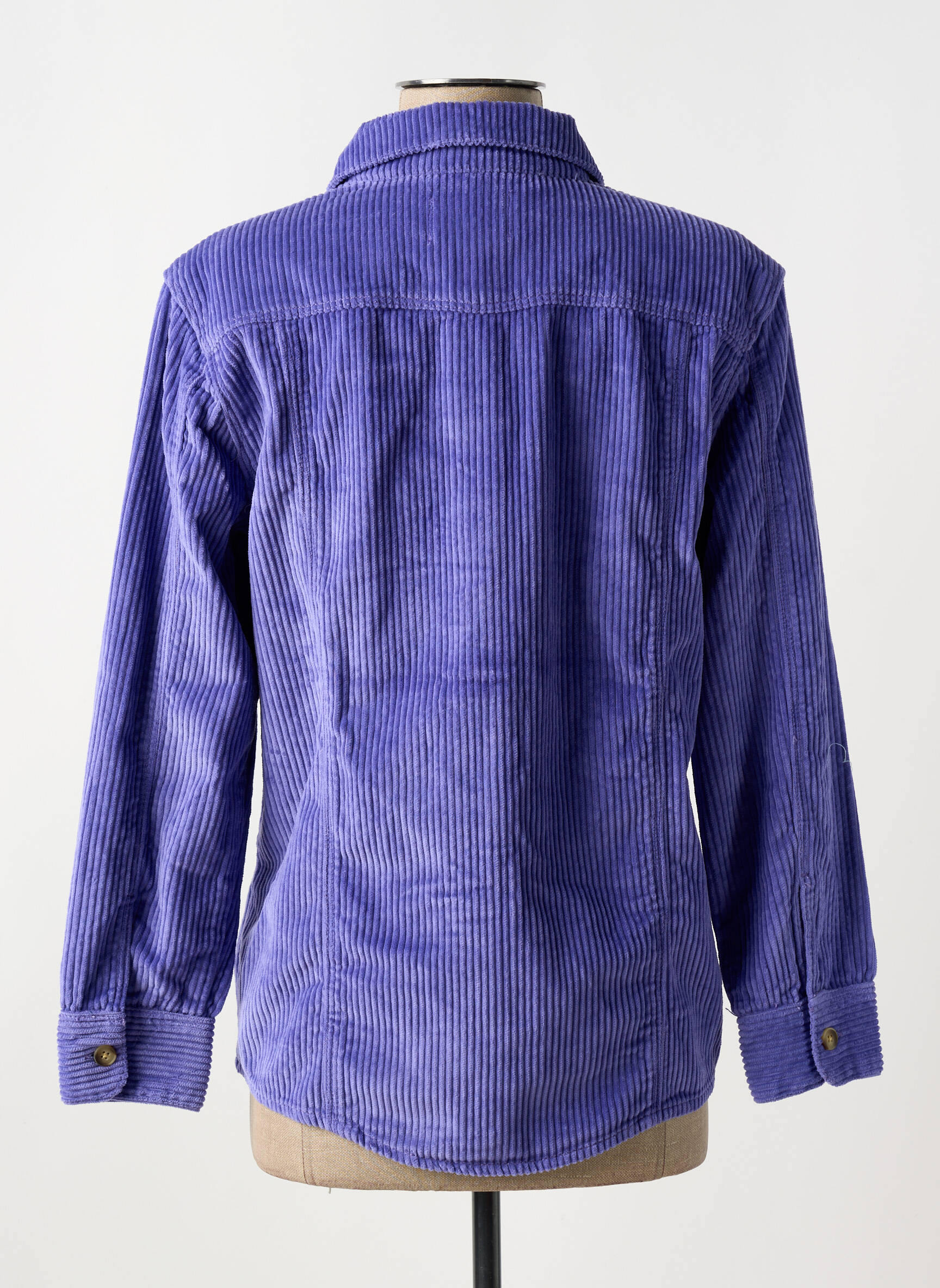 Moteriškas marškinys violetinis F.A.M. moteris