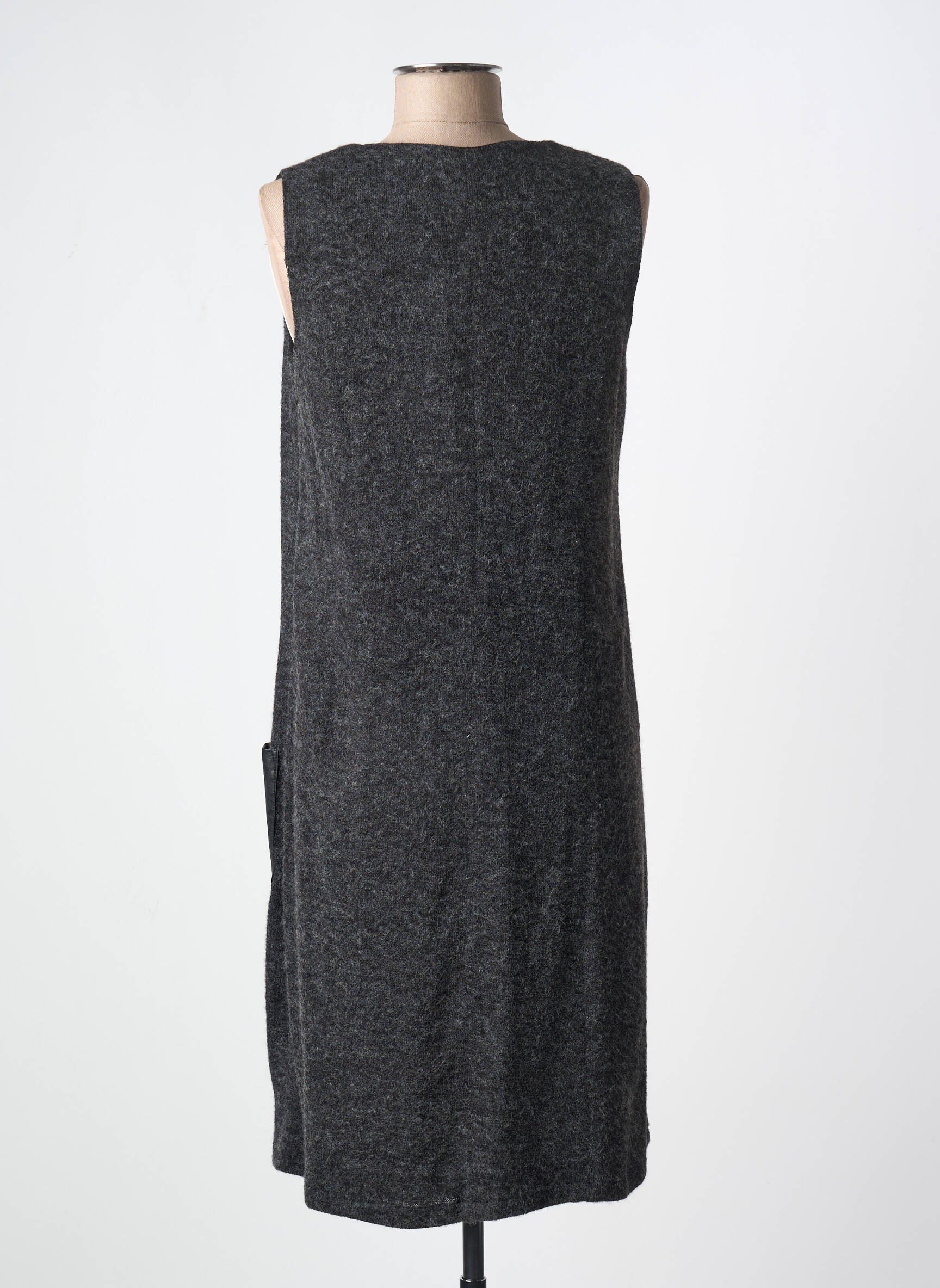 Pusilgių suknelė be rankų be rankų pilka DRESS ADDICT moteris