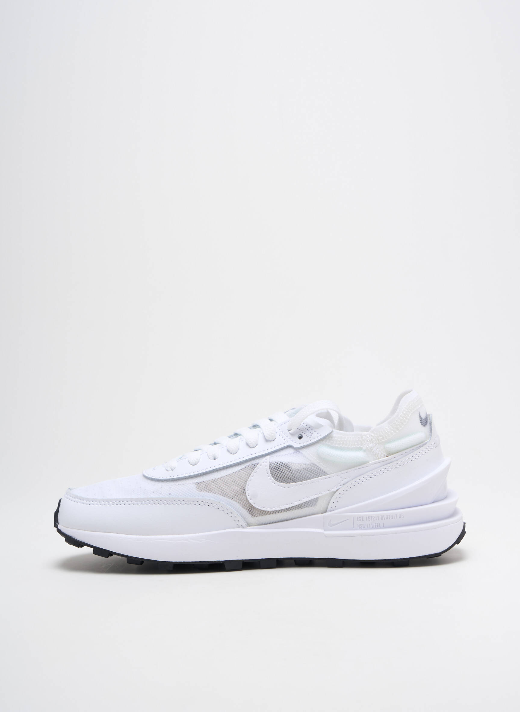 Bėgimo bateliai apvalus mygtukas plokščias kulnas iki 3 cm baltas NIKE moteris