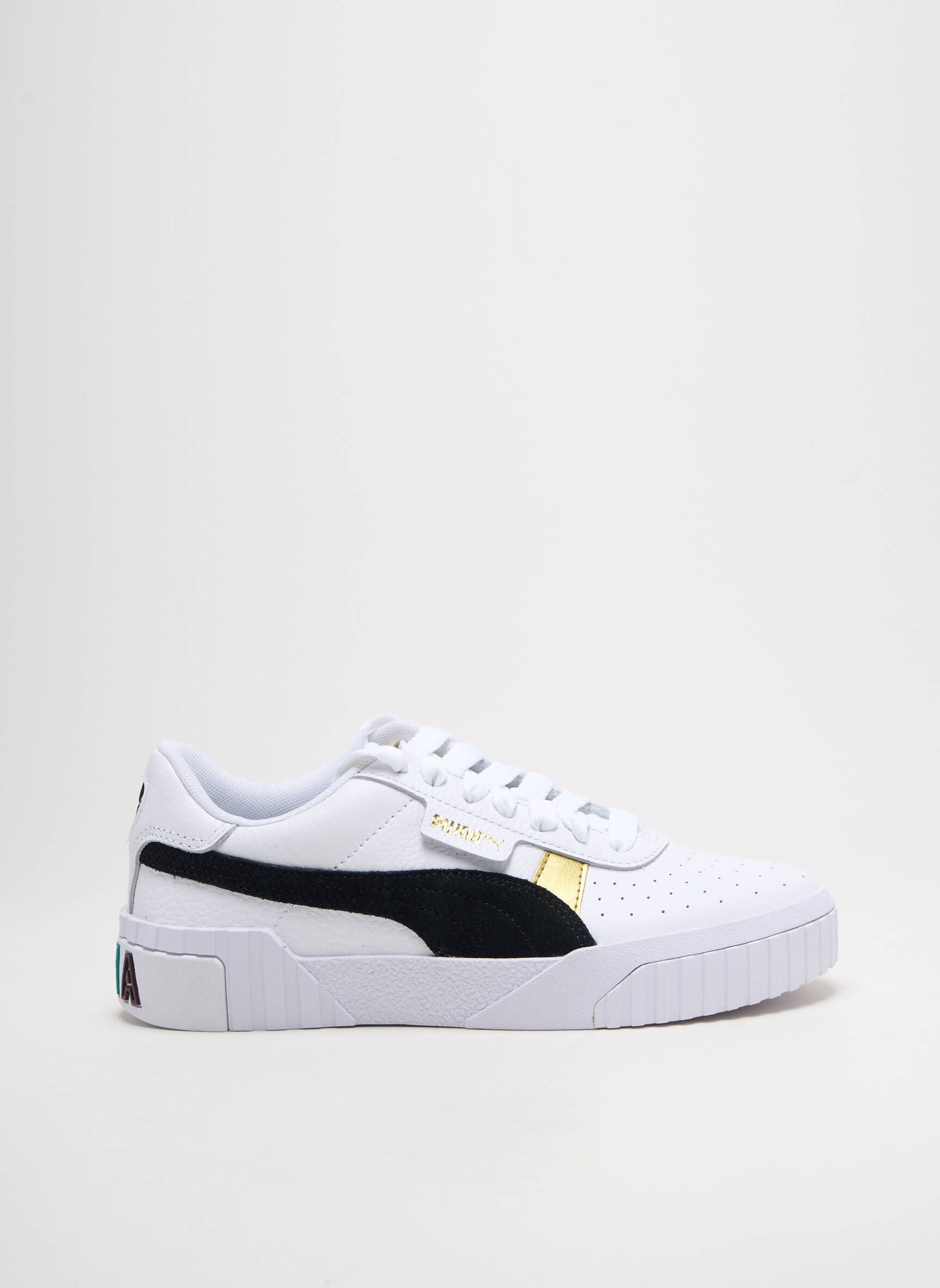 Bėgimo bateliai apvalus mygtukas plokščias kulnas iki 3 cm baltas PUMA moteris
