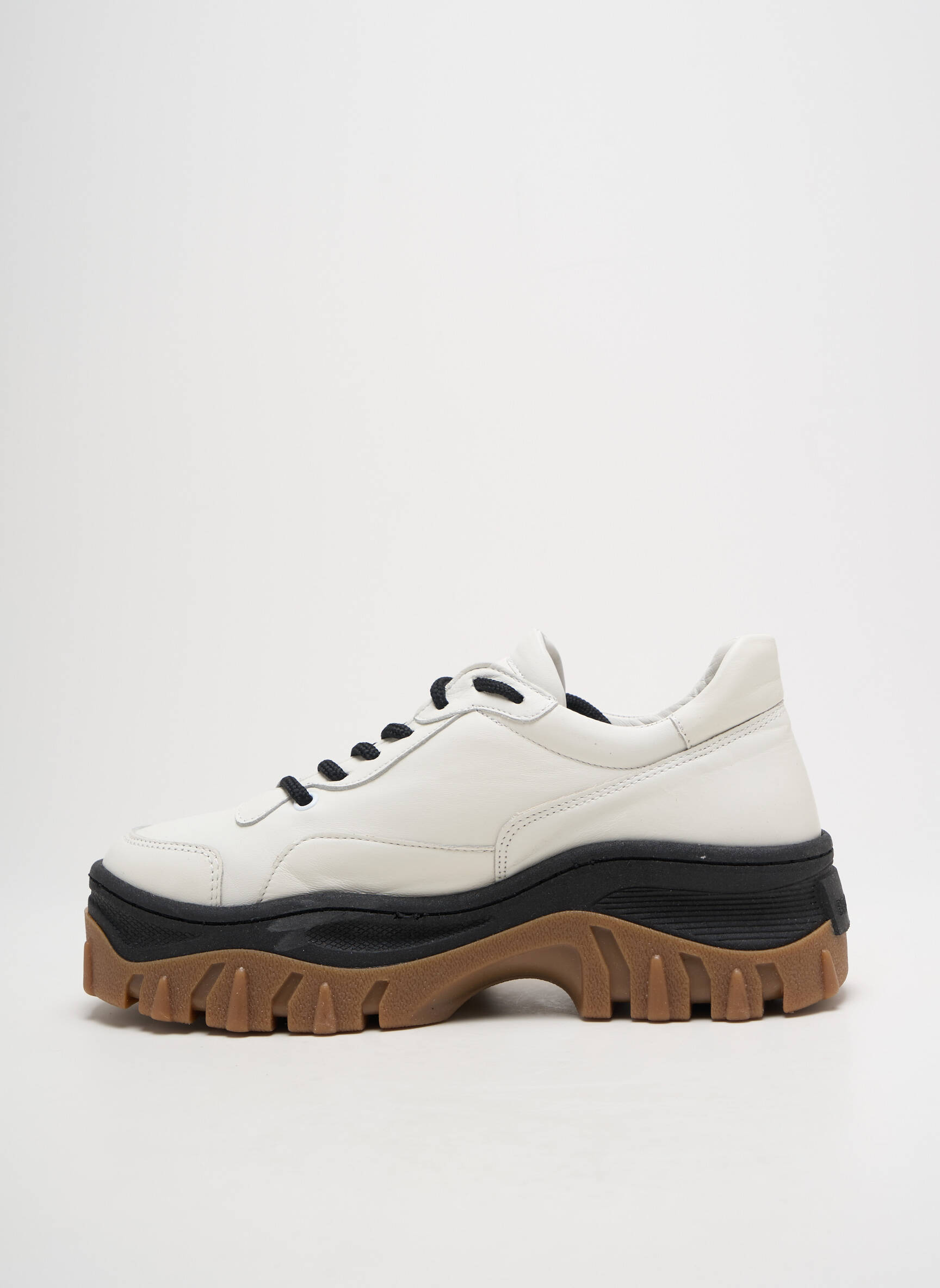 Bėgimo bateliai apvalus mygtukas kulnas nuo 4 iki 6 cm baltas BRONX moteris