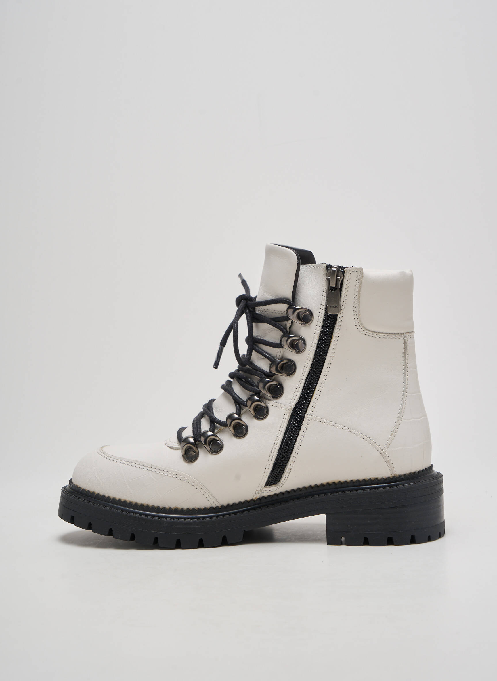 Batai/botai žemas kulnas plokščias kulnas iki 3 cm baltas HOOPER SHOES moteris