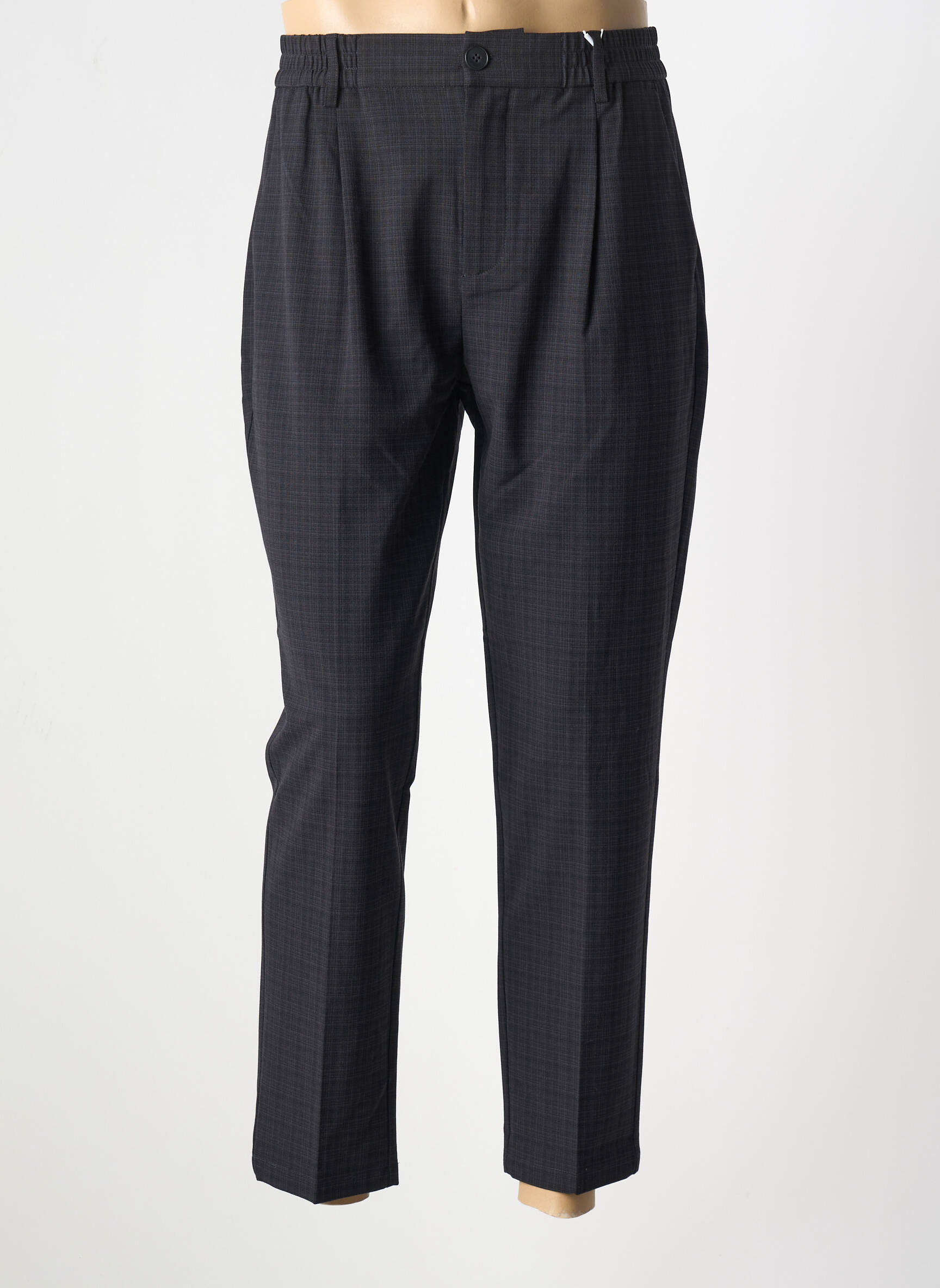 Chino kelnė popelinos audinys, kuris pasižymi lygiu ir tankiu paviršiumi. normala dydis juodas CASUAL FRIDAY vyras