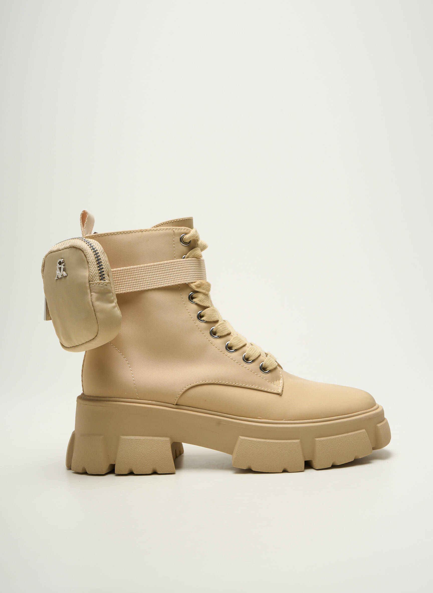 Batai/botai žemas kulnas kulnas nuo 4 iki 6 cm bežinis STEVE MADDEN moteris