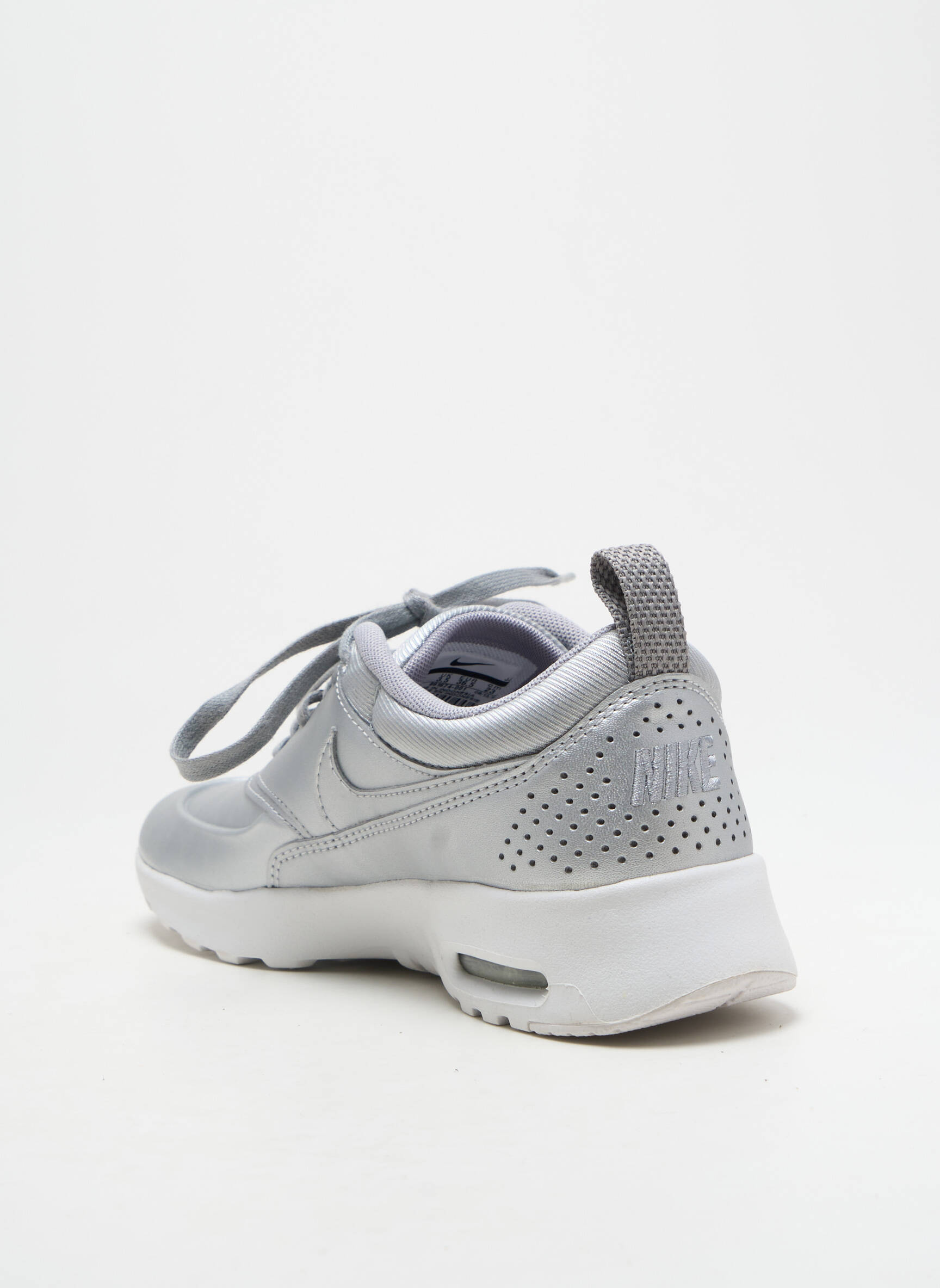 Bėgimo bateliai kompensuotas kulnas plokščias kulnas iki 3 cm sidabrinė NIKE moteris