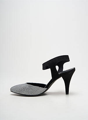 Sandalai/nu pėdos kulnas nuo 7 iki 9 cm juodas TAMARIS moteris