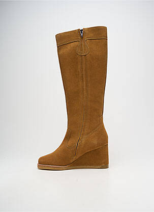 Batai nubuko audinys kulnas nuo 7 iki 9 cm rudas KICKERS moteris