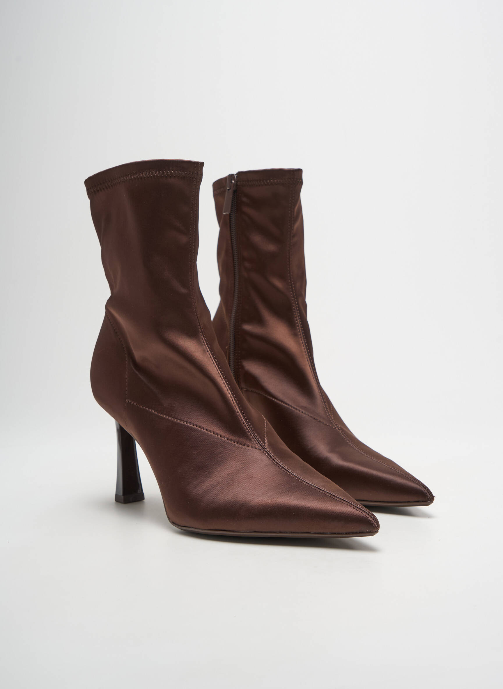 Batai/botai lygus medžiaga kulnas nuo 7 iki 9 cm rudas STRADIVARIUS moteris