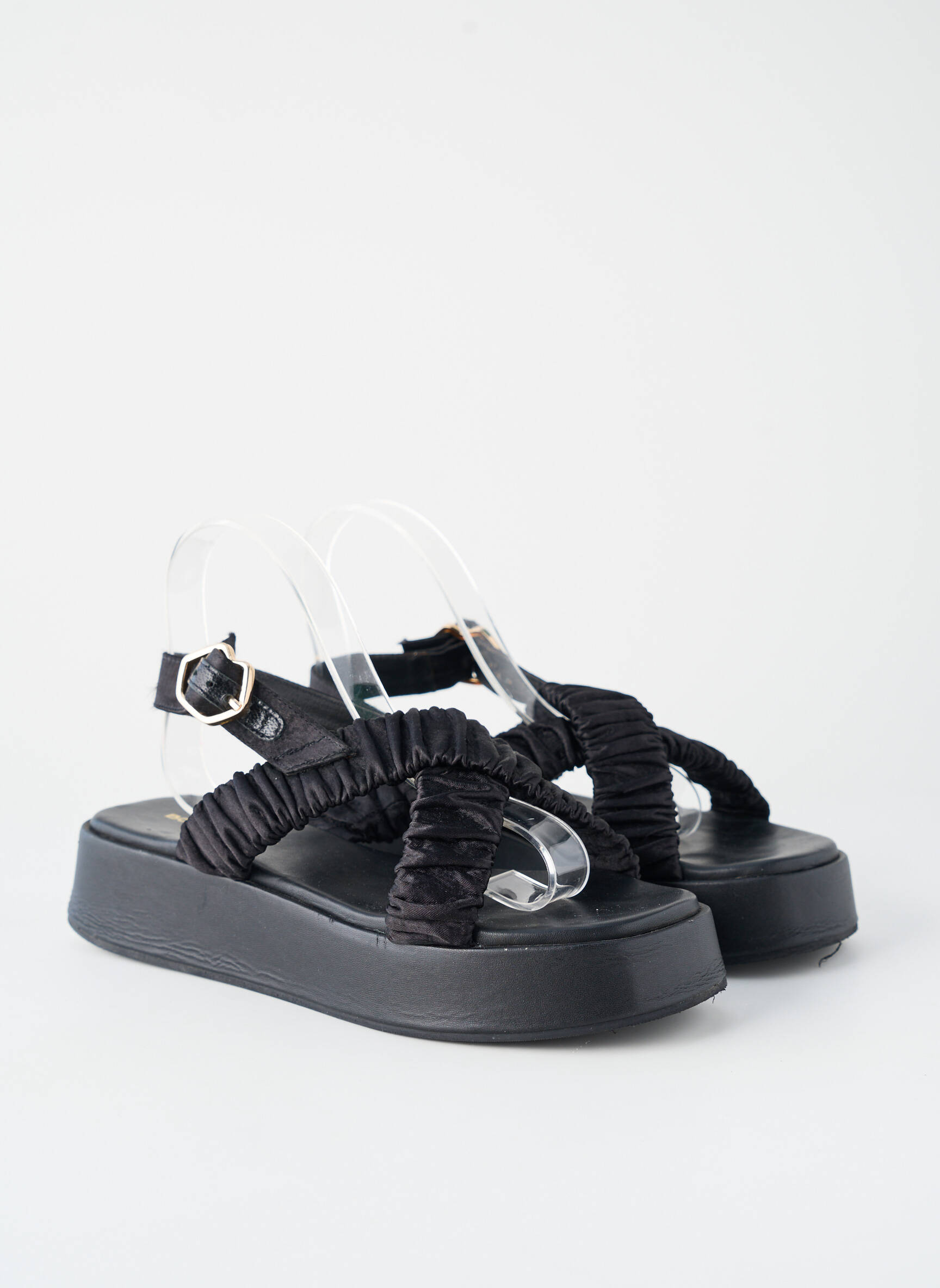 Sandalai/nu pėdos užsegimas kilpa(s) kulnas nuo 4 iki 6 cm juodas BONS BAISERS moteris