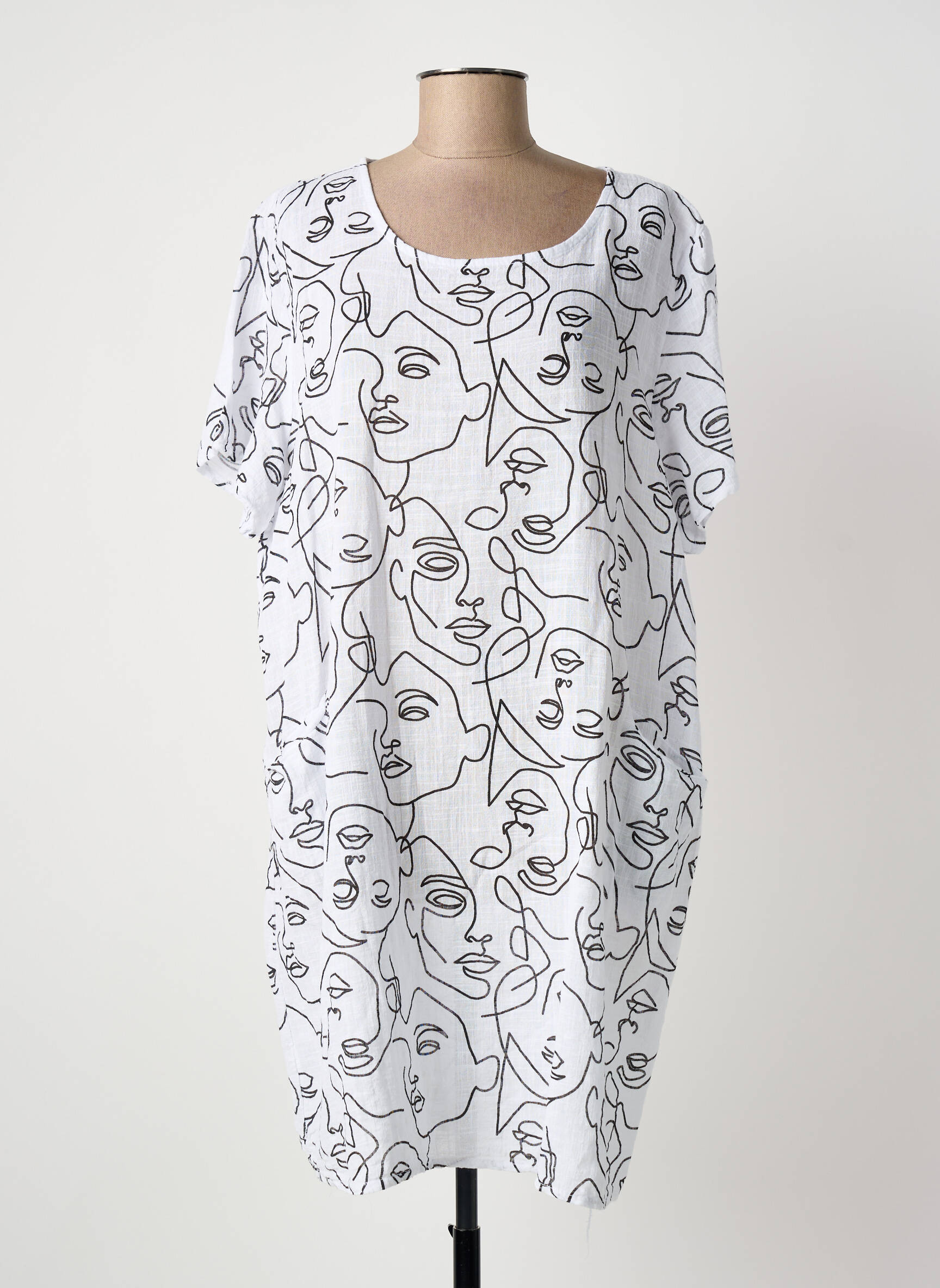 Trumpa suknelė be rankų be rankų baltas NEW COLLECTION moteris