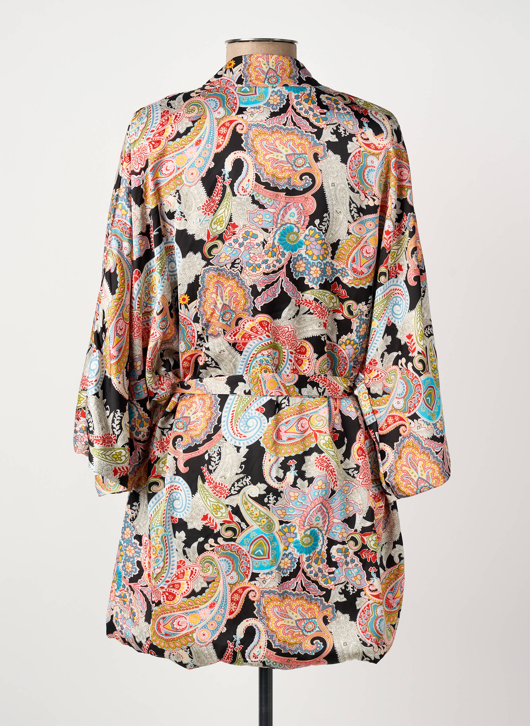 Kimono striukė užsegimas: diržas su užrišimu ties juosmeniu juodas ROSA FASHION moteris