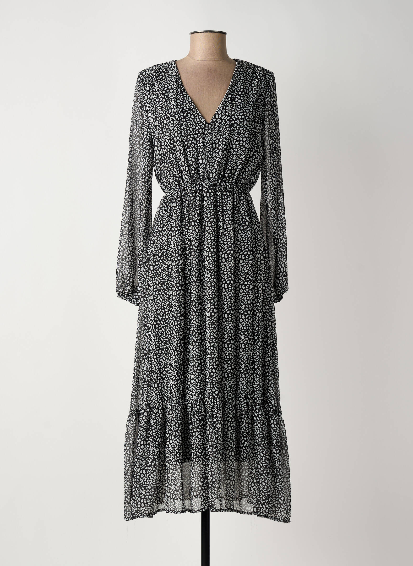 Ilga suknelė ilgos rankovės ilgos rankovės juodas ROSA FASHION moteris
