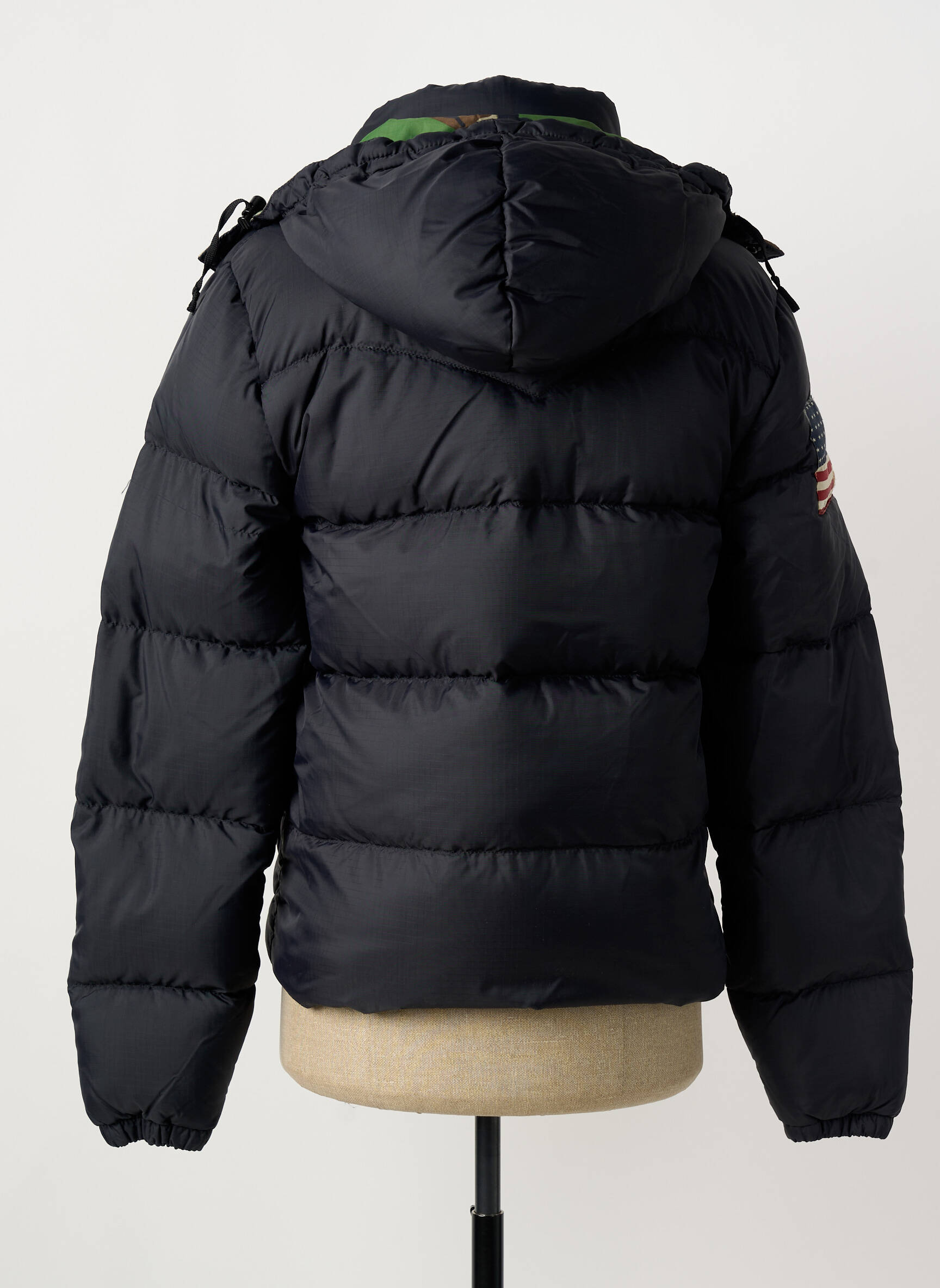 Pūkinė striukė ilgos rankovės su gobtuvu juodas RALPH LAUREN vyras