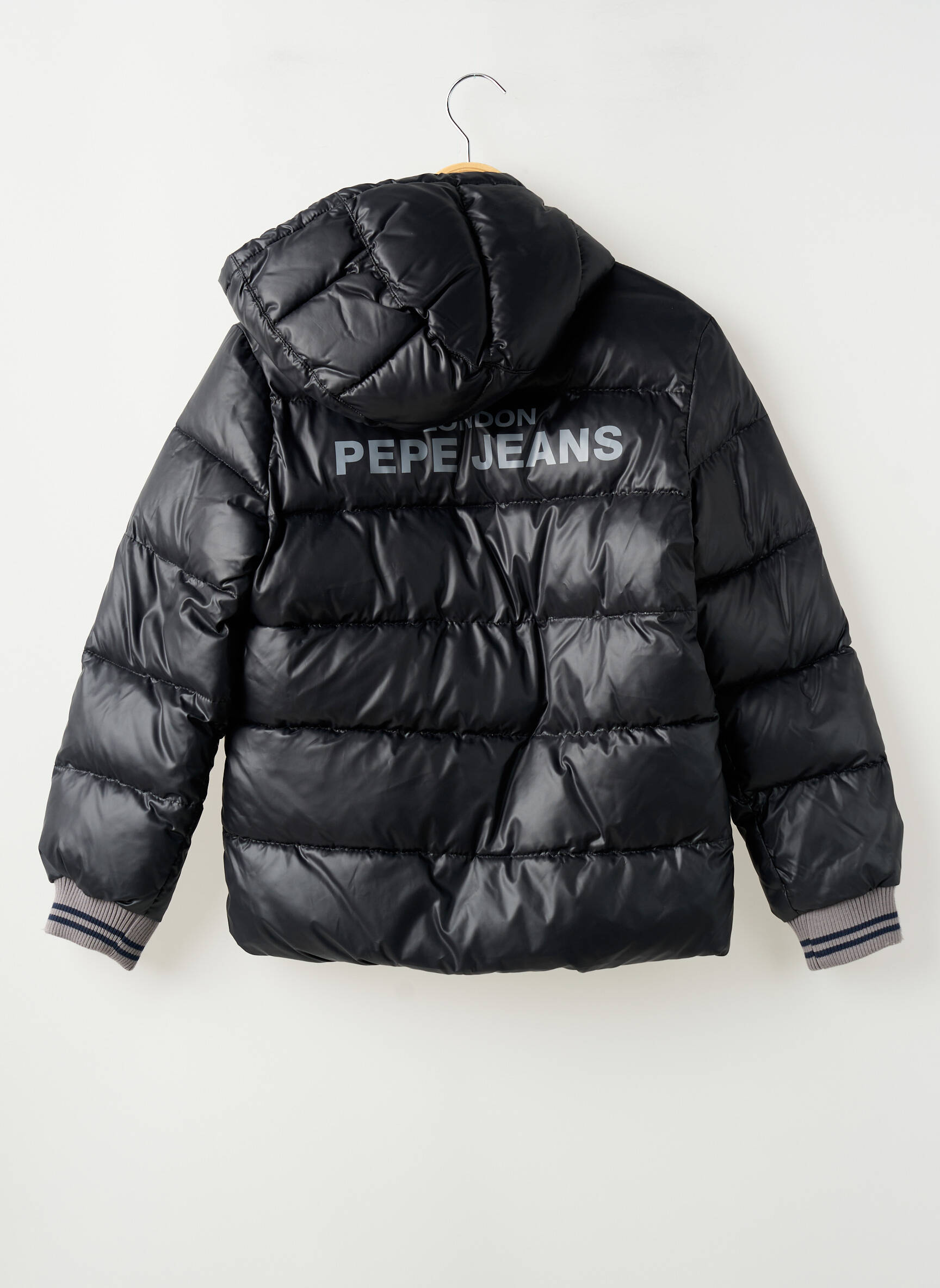 Pūkinė striukė kišenės su gobtuvu juodas PEPE JEANS berniukas