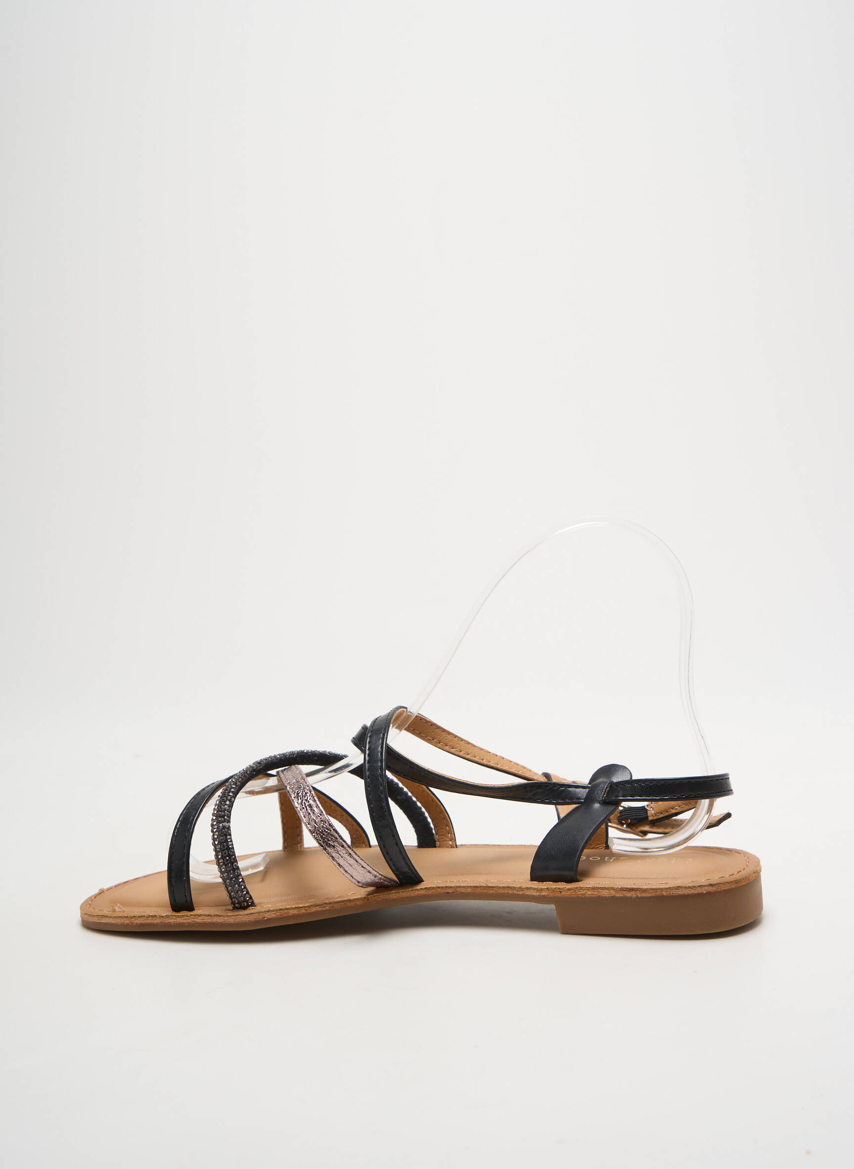 Sandalai/nu pėdos plokščias kulnas iki 3 cm juodas IDEAL SHOES moteris