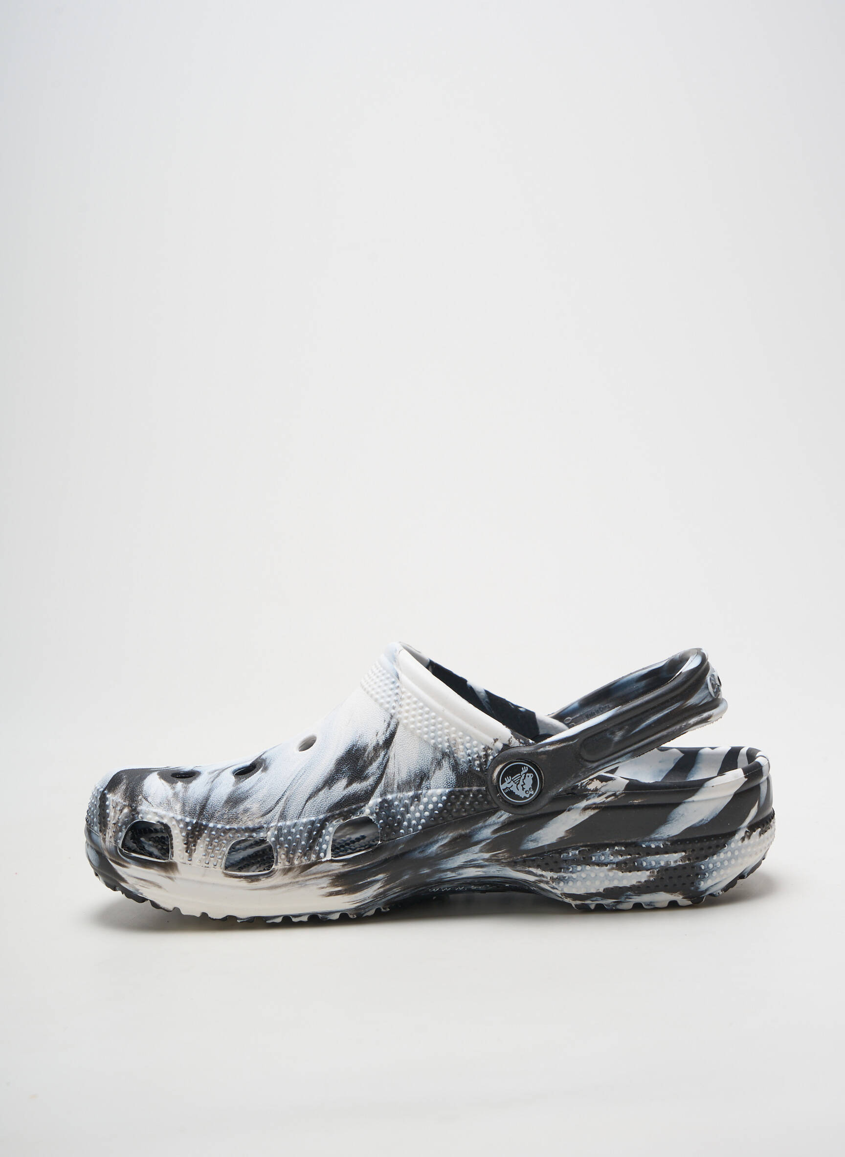 Mule/sabotai apvalus mygtukas apvalus mygtukas juodas CROCS vyras