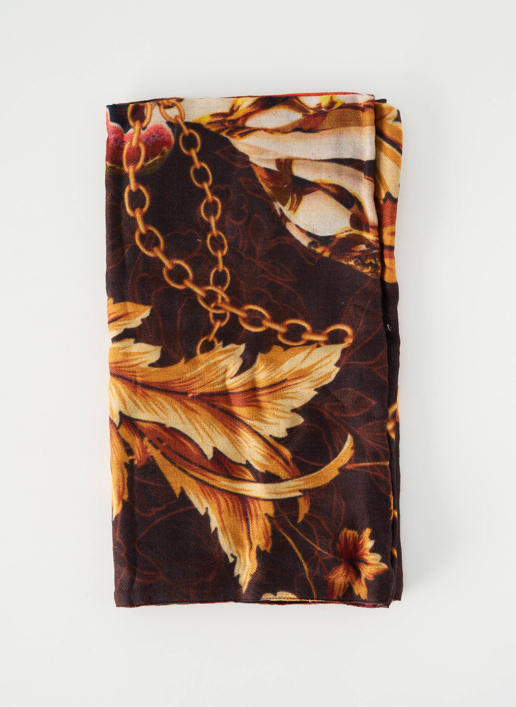 Šalikas popelinos audinys, kuris pasižymi lygiu ir tankiu paviršiumi. rudas FST HANDWEAR moteris