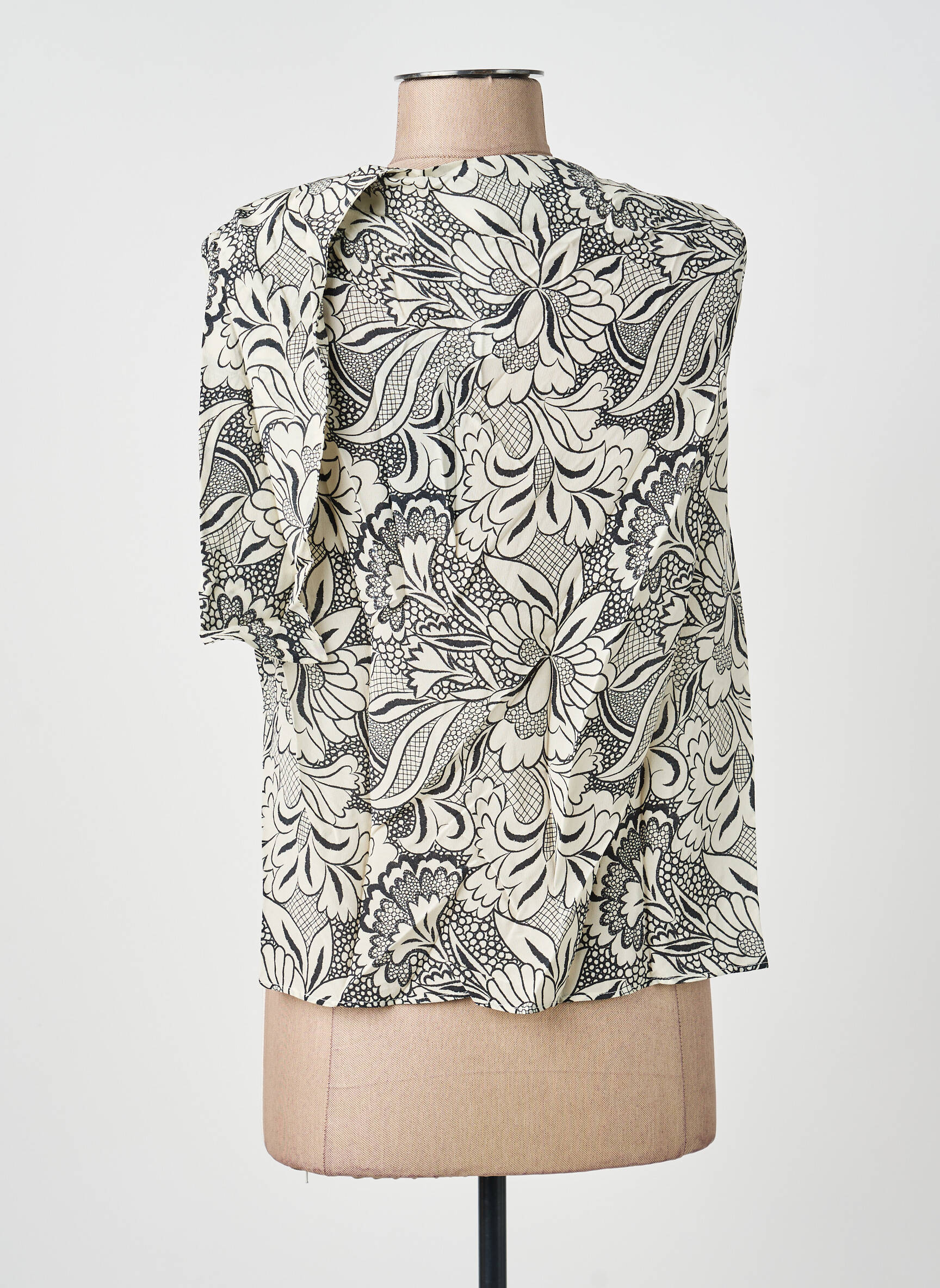 Viršūnė sklandi forma be rankų juodas WEEKEND MAXMARA moteris