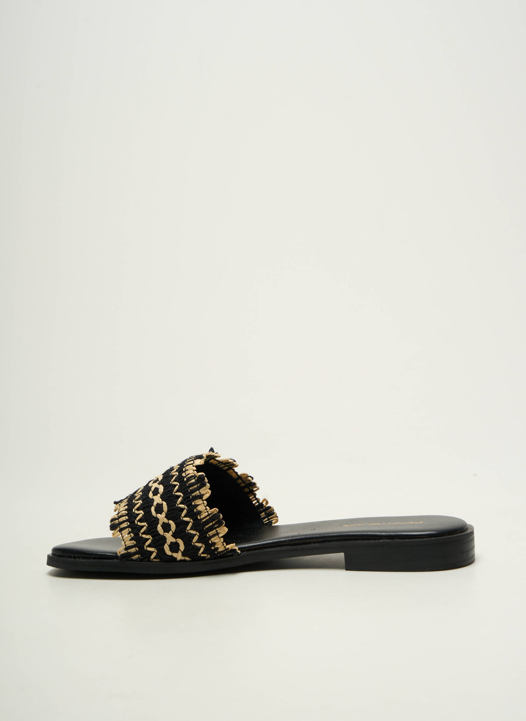 Mule/sabotai chiquet plokščias kulnas iki 3 cm juodas PENNYBLACK moteris