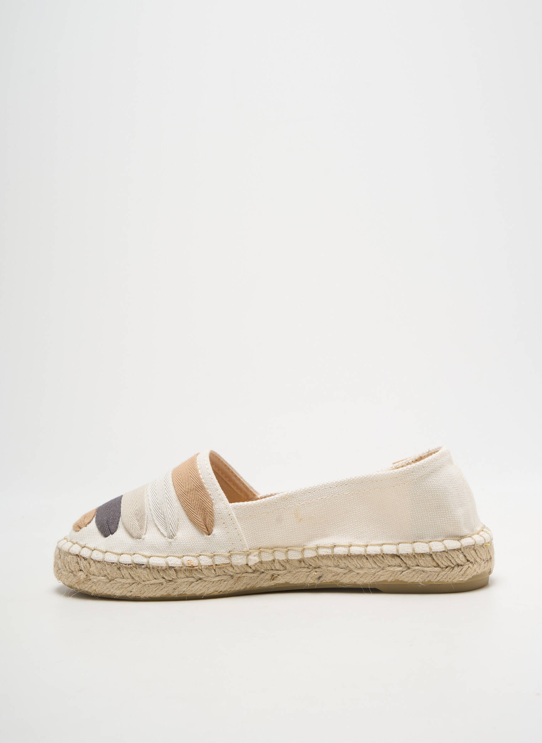 Espadrilės apvalus mygtukas plokščias kulnas iki 3 cm baltas TONI PONS moteris