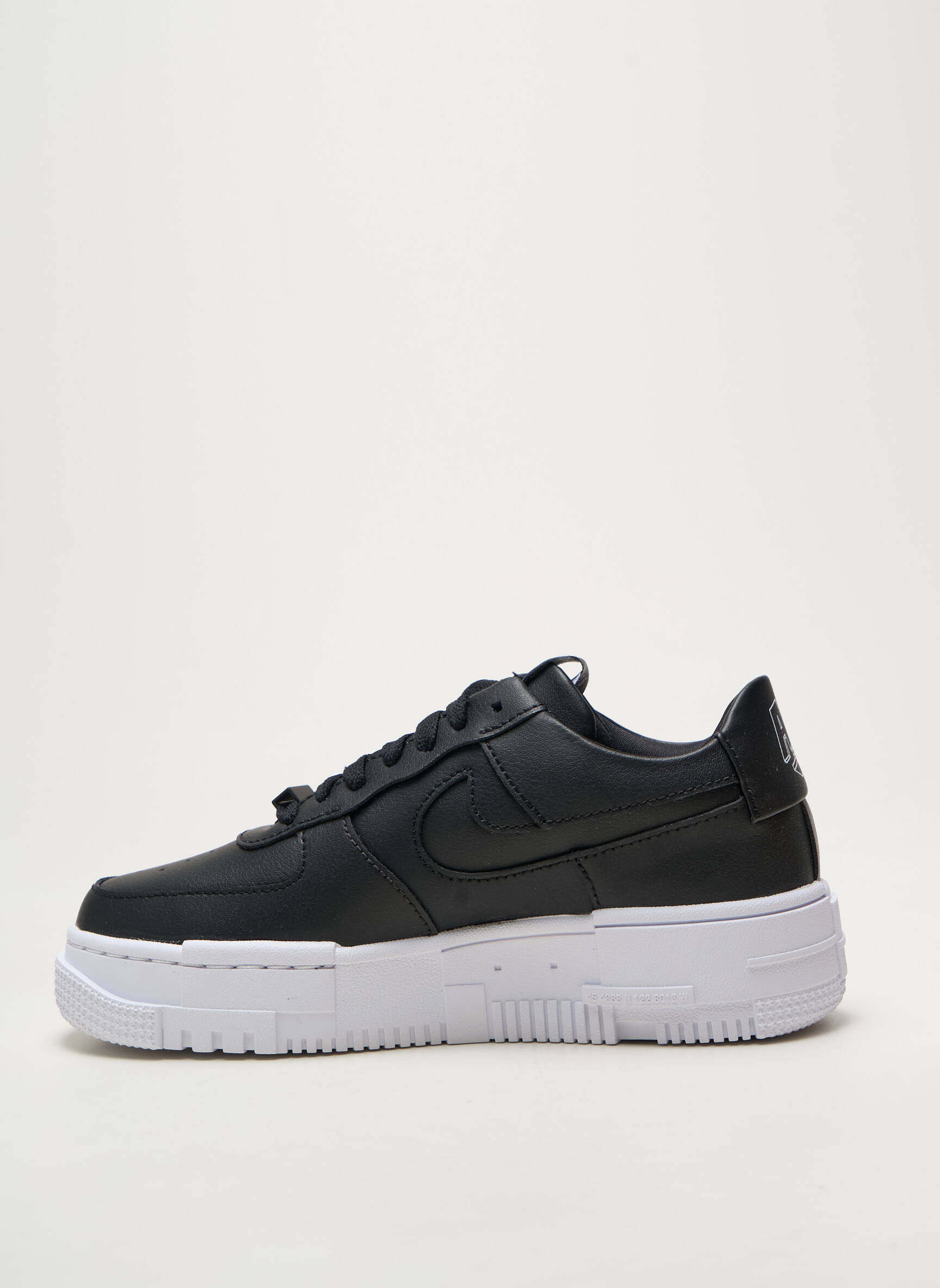 Bėgimo bateliai apvalus mygtukas kulnas nuo 4 iki 6 cm juodas NIKE moteris