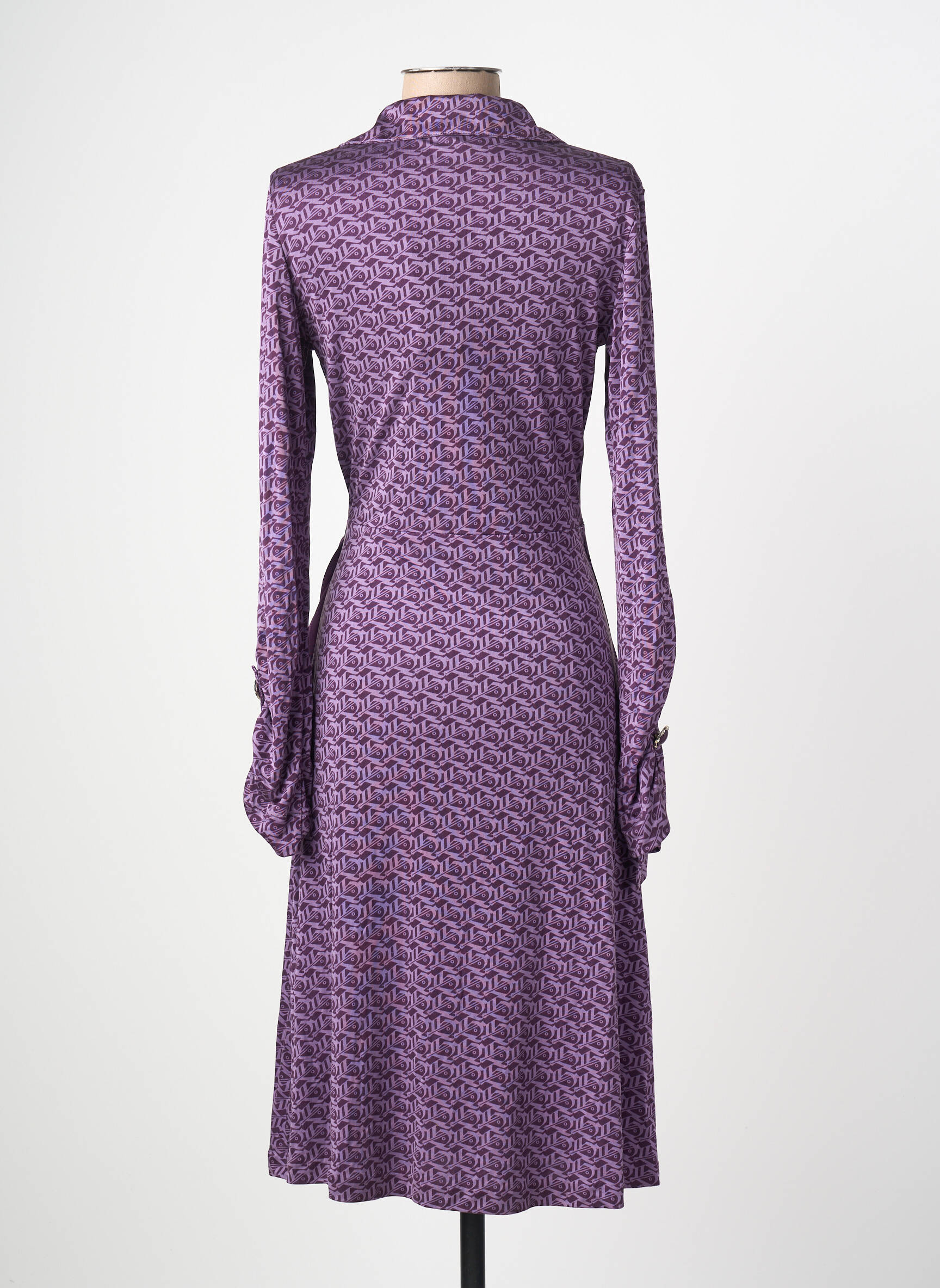Pusilgių suknelė fantazijos raštas ilgos rankovės violetinis GUESS moteris