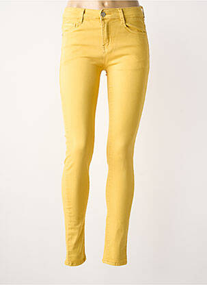 Lieknos džinsai brutinis audimas normala dydis geltona VOGGO moteris