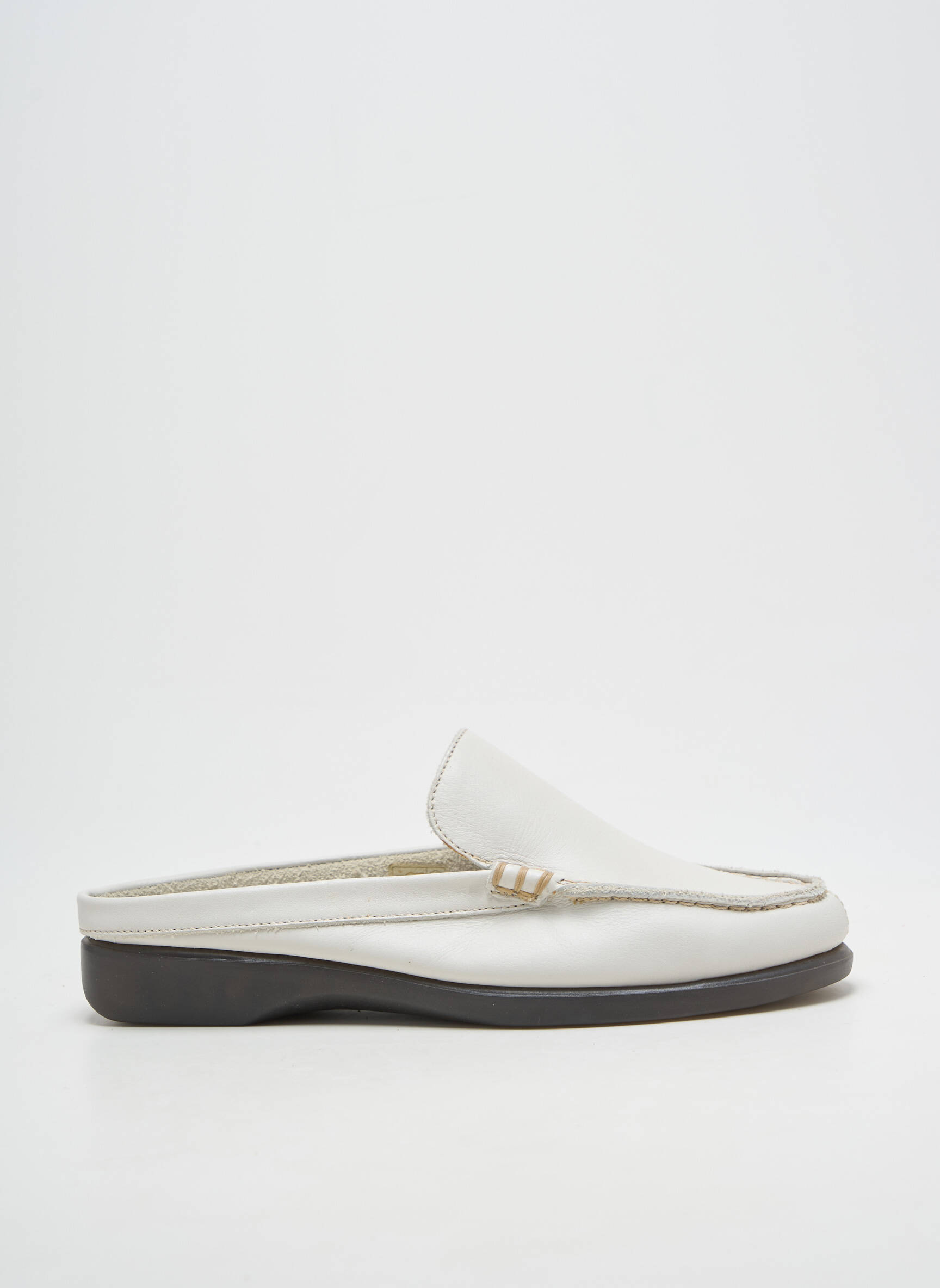 Mule/sabotai plokščias kulnas iki 3 cm baltas THE FLEXX moteris