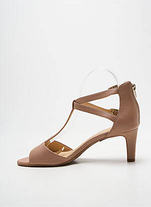 Sandalai/nu pėdos amortizuojančios pado tipas kulnas nuo 4 iki 6 cm bežinis CLARKS moteris