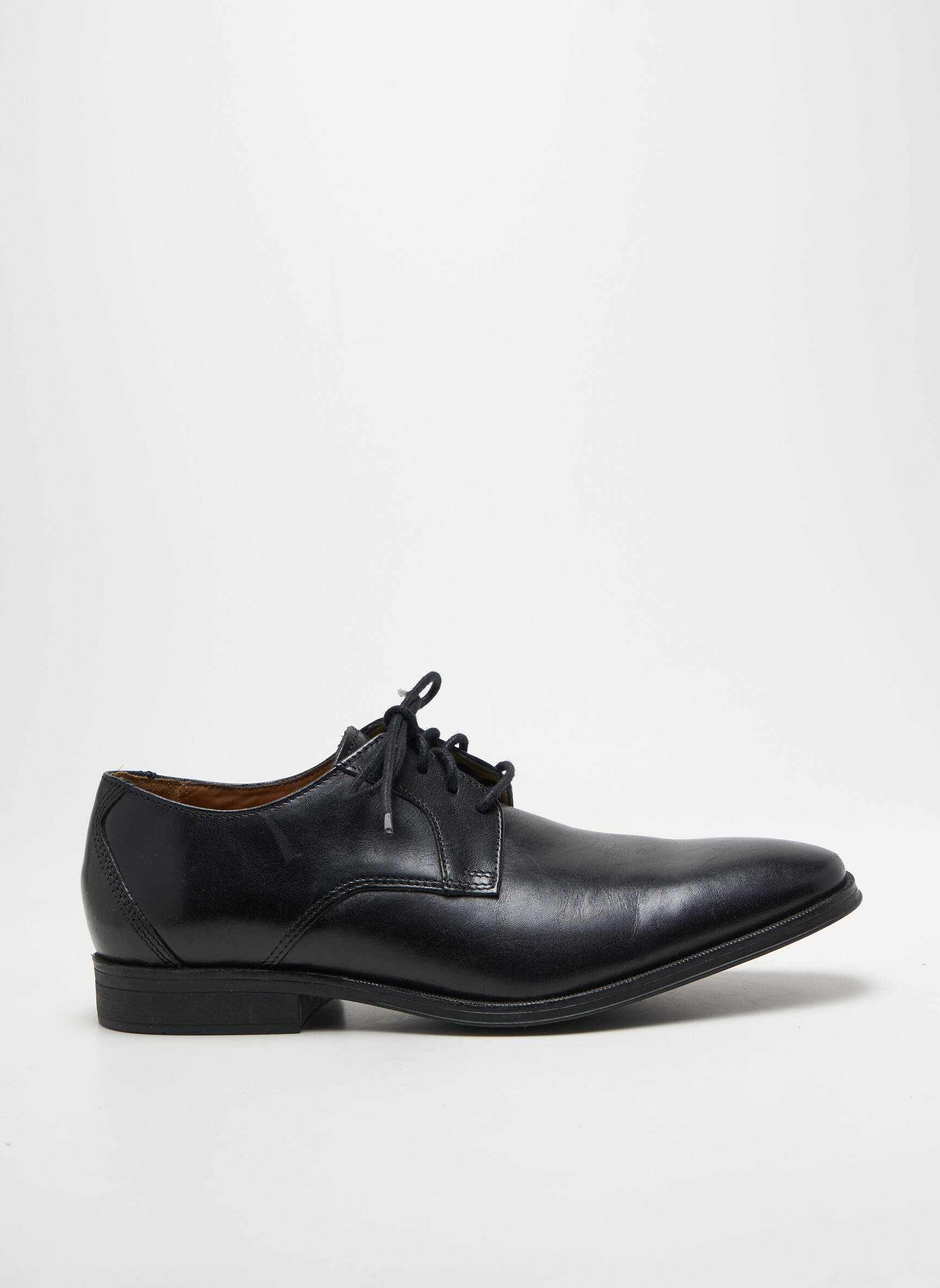 Derbiai amortizuojančios pado tipas žemas kulnas juodas CLARKS vyras