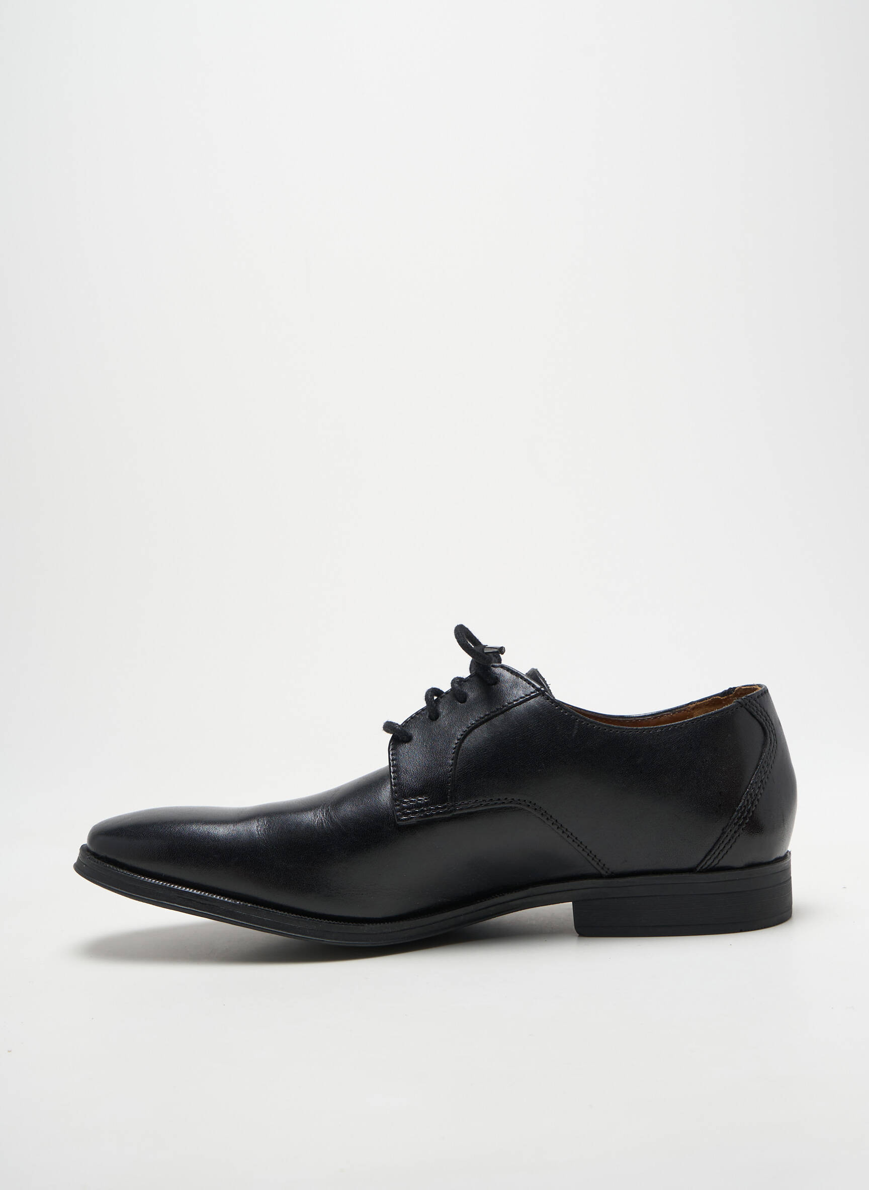 Derbiai amortizuojančios pado tipas žemas kulnas juodas CLARKS vyras