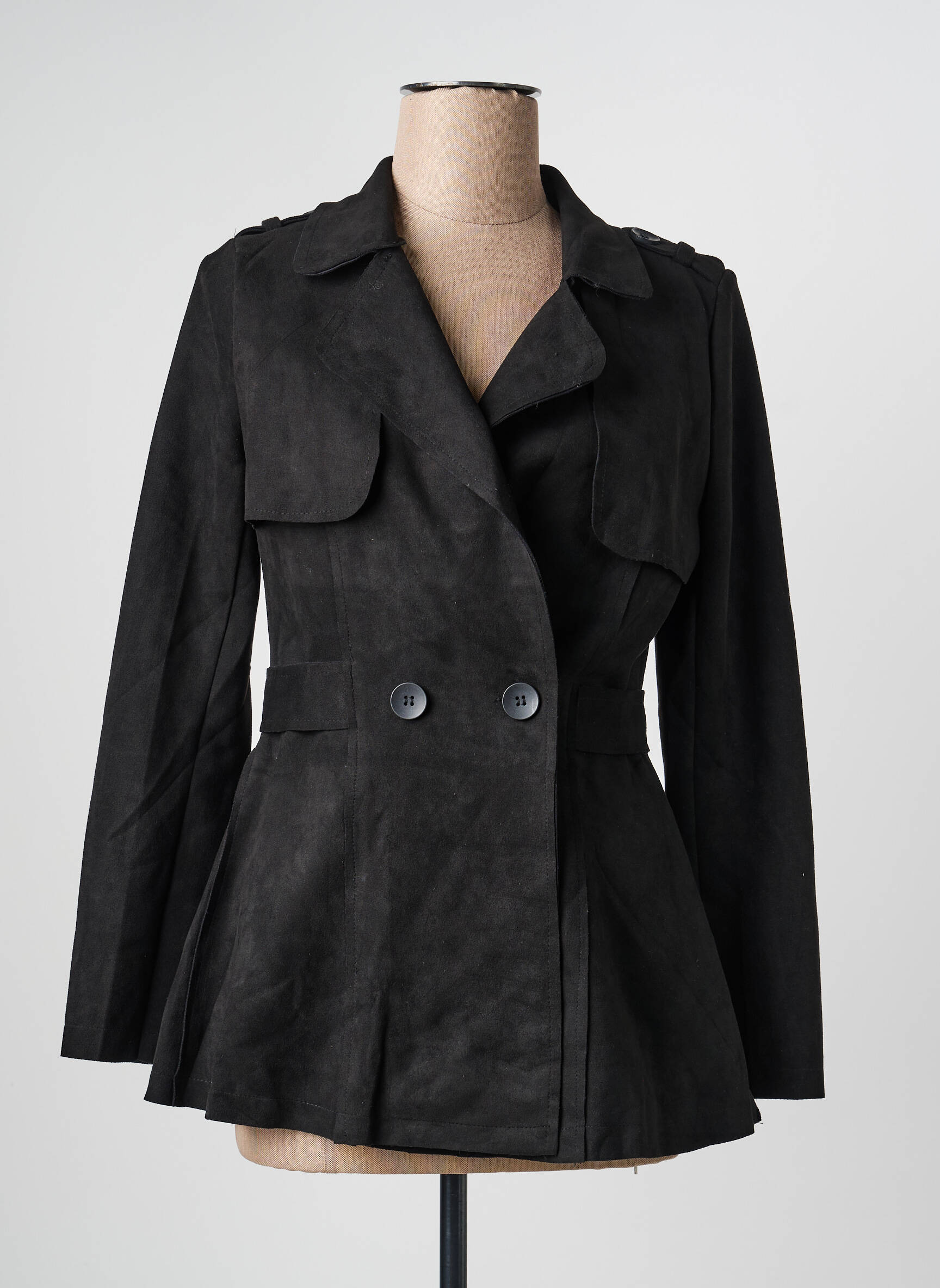 Paltas kišenės be gobtuvų juodas HF WOMAN COLLECTION moteris