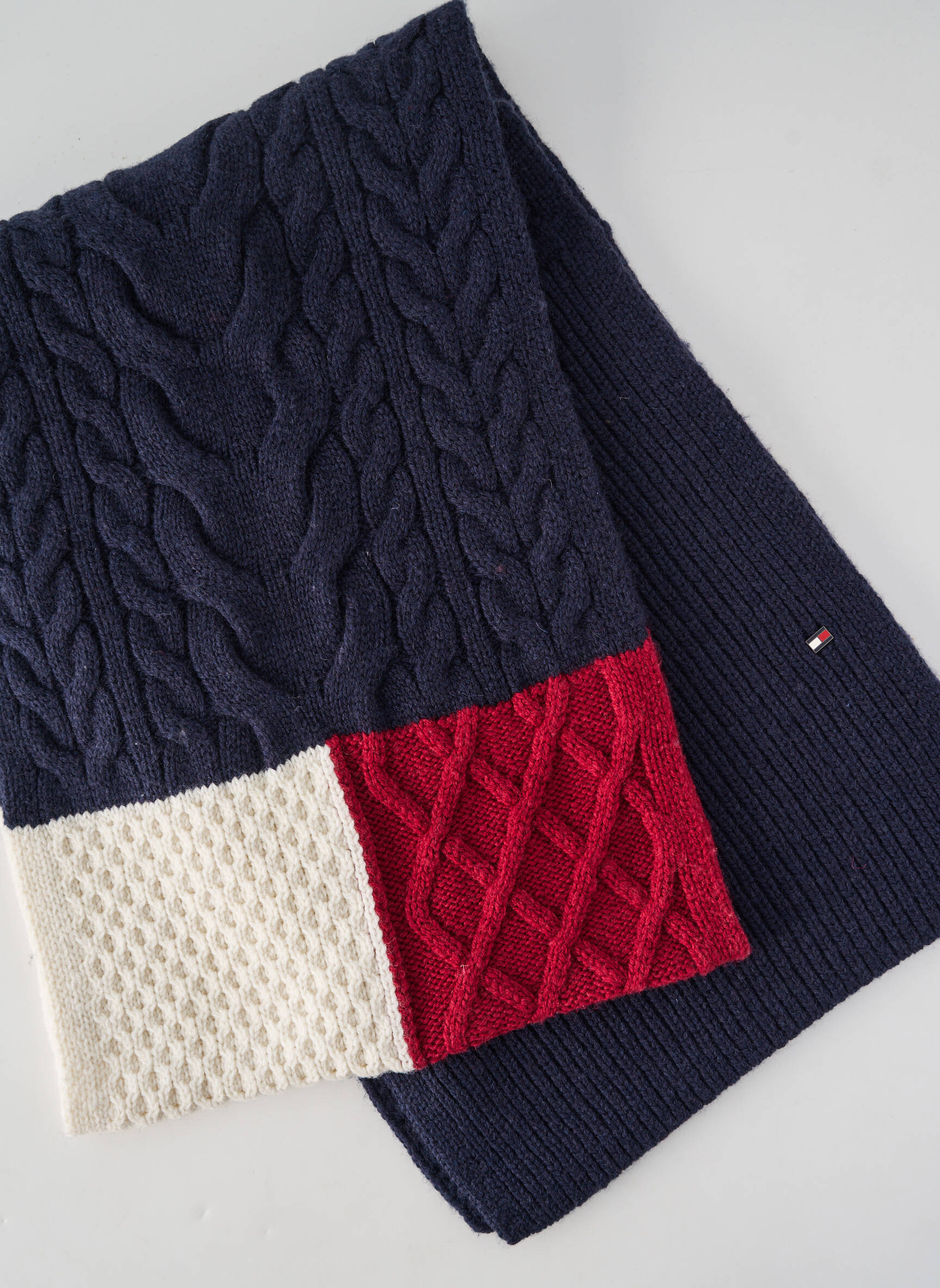 Šalikas tamprumas mėlyna TOMMY HILFIGER vyras