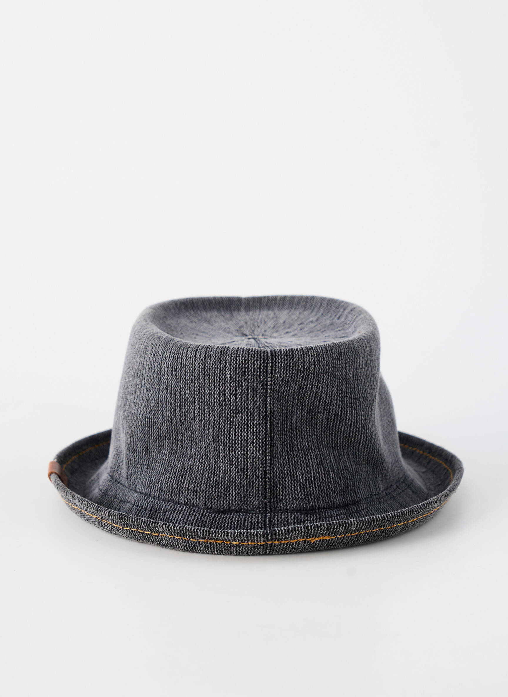 Skrybėlė pilka KANGOL vyras